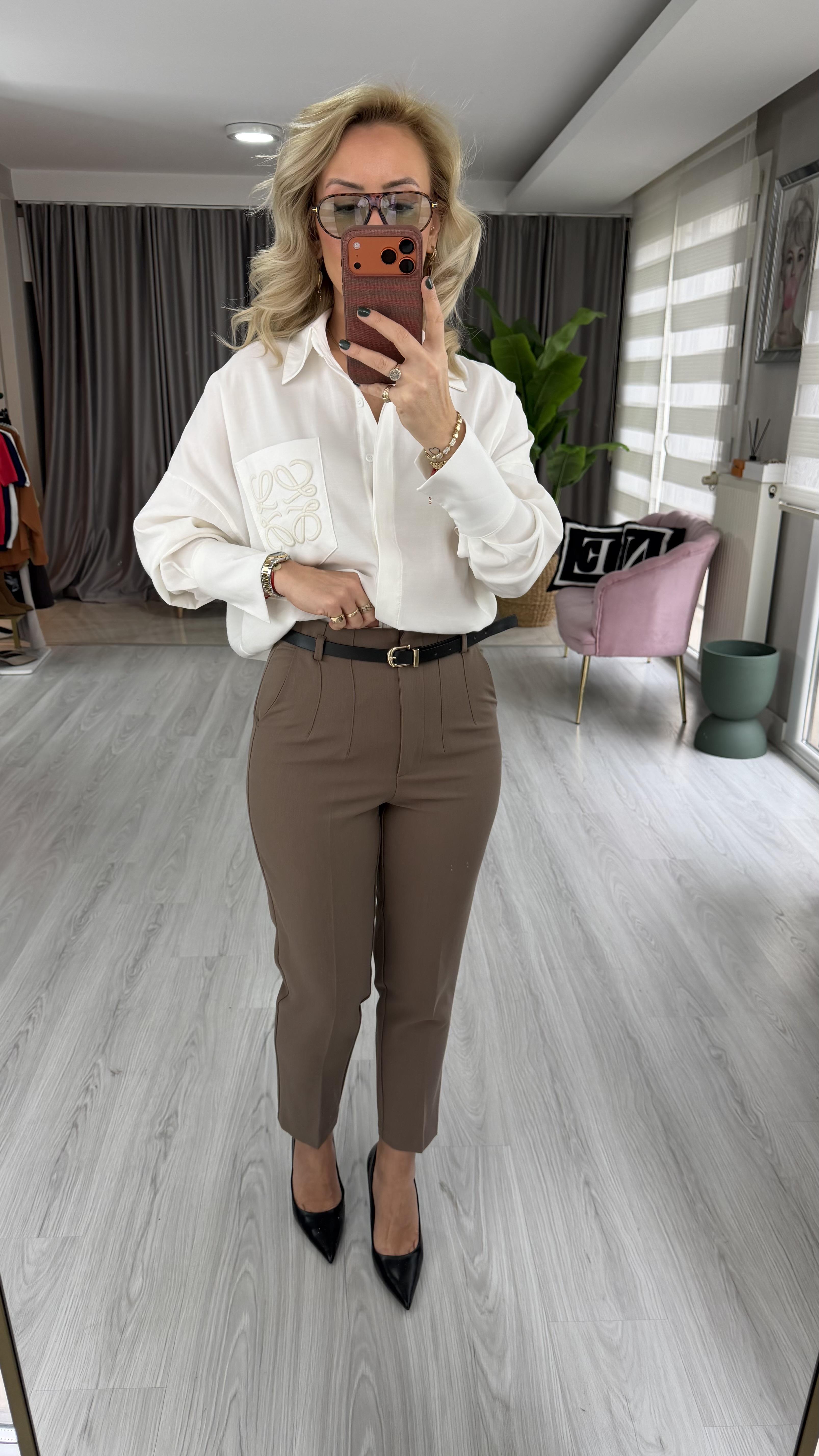 Flatolu Kemerli Koyu Vizon Pantolon