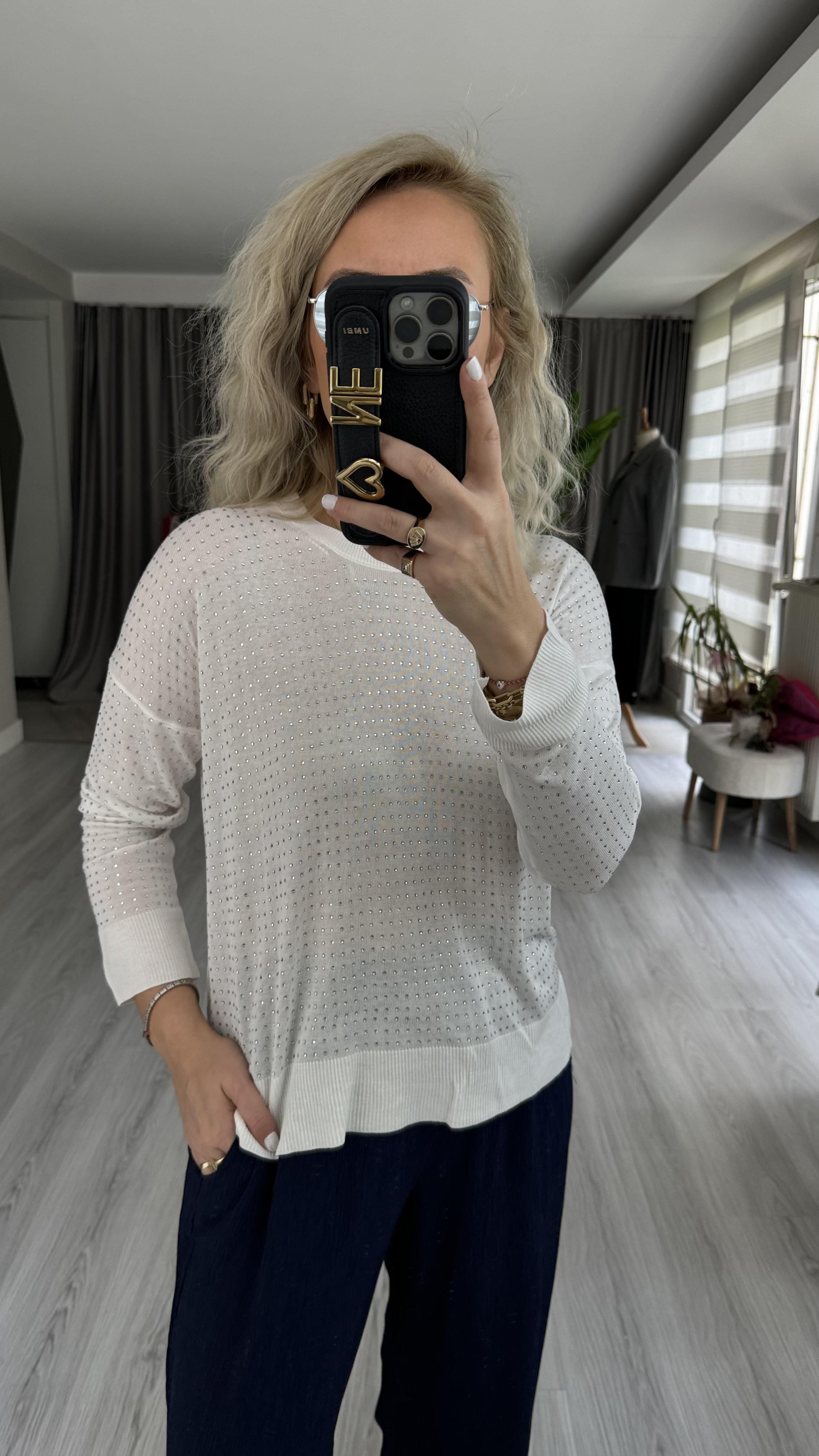 FULL TAŞLI BEYAZ MERSERİZE