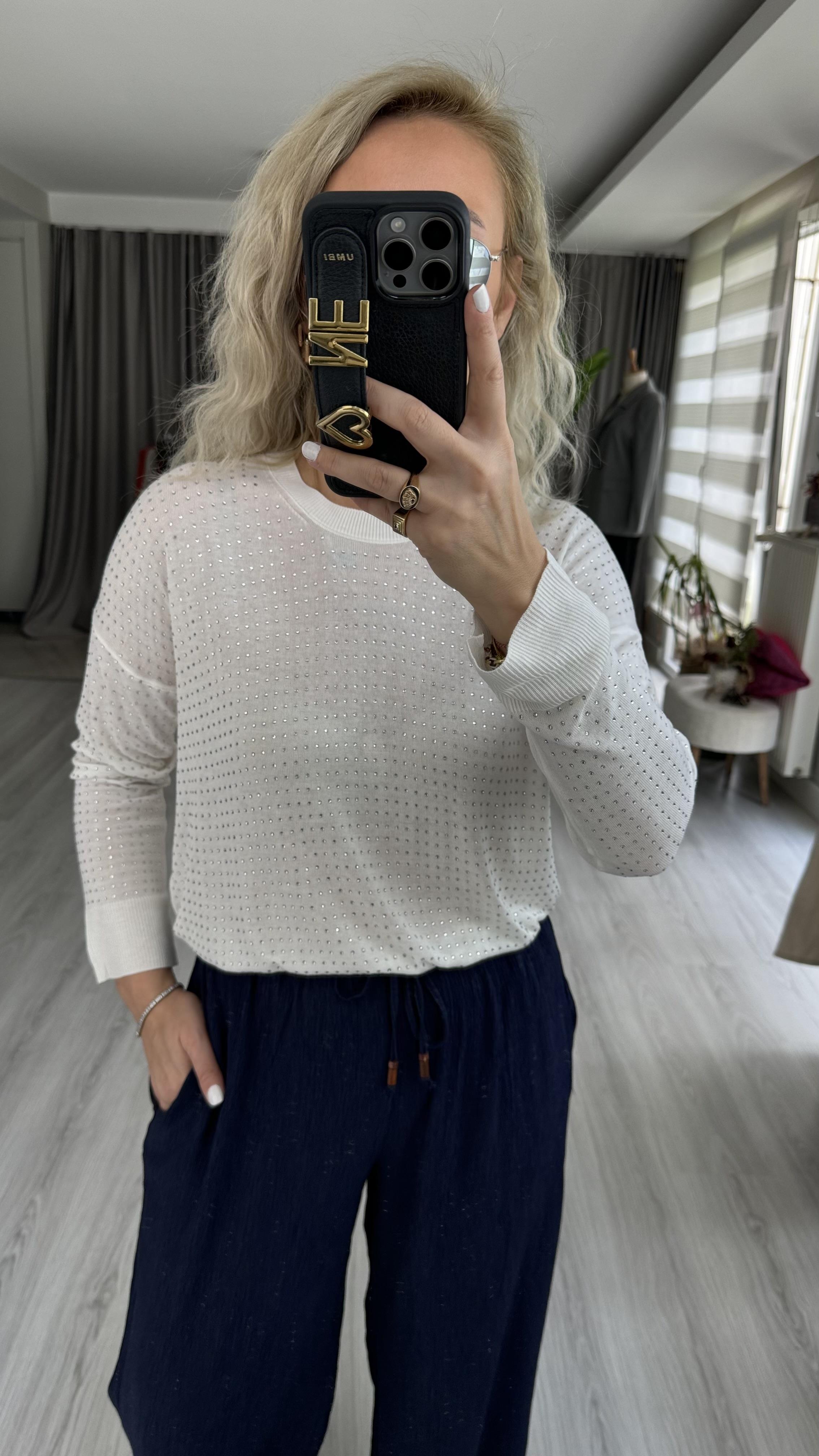 FULL TAŞLI BEYAZ MERSERİZE