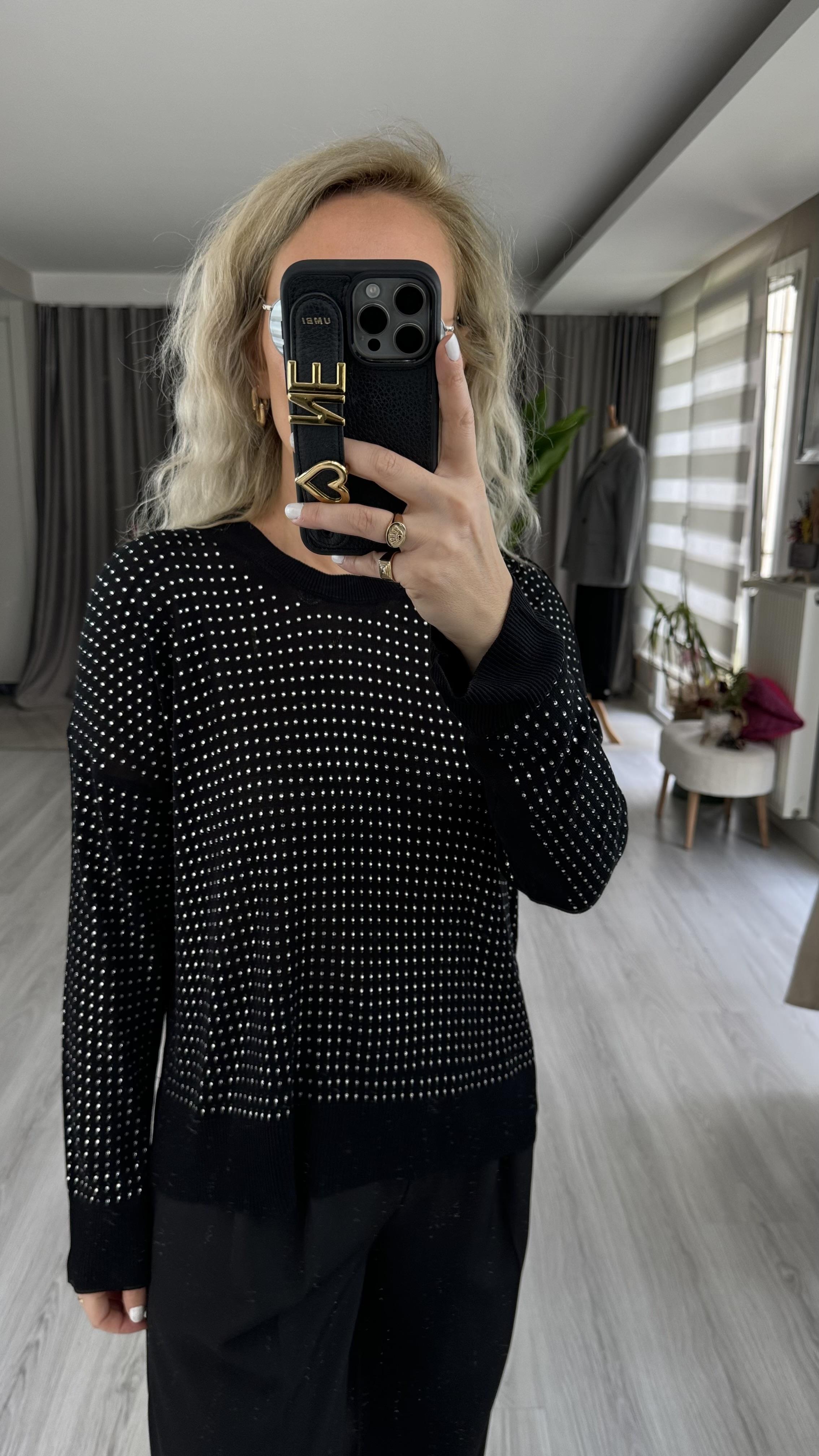 FULL TAŞLI SİYAH MERSERİZE