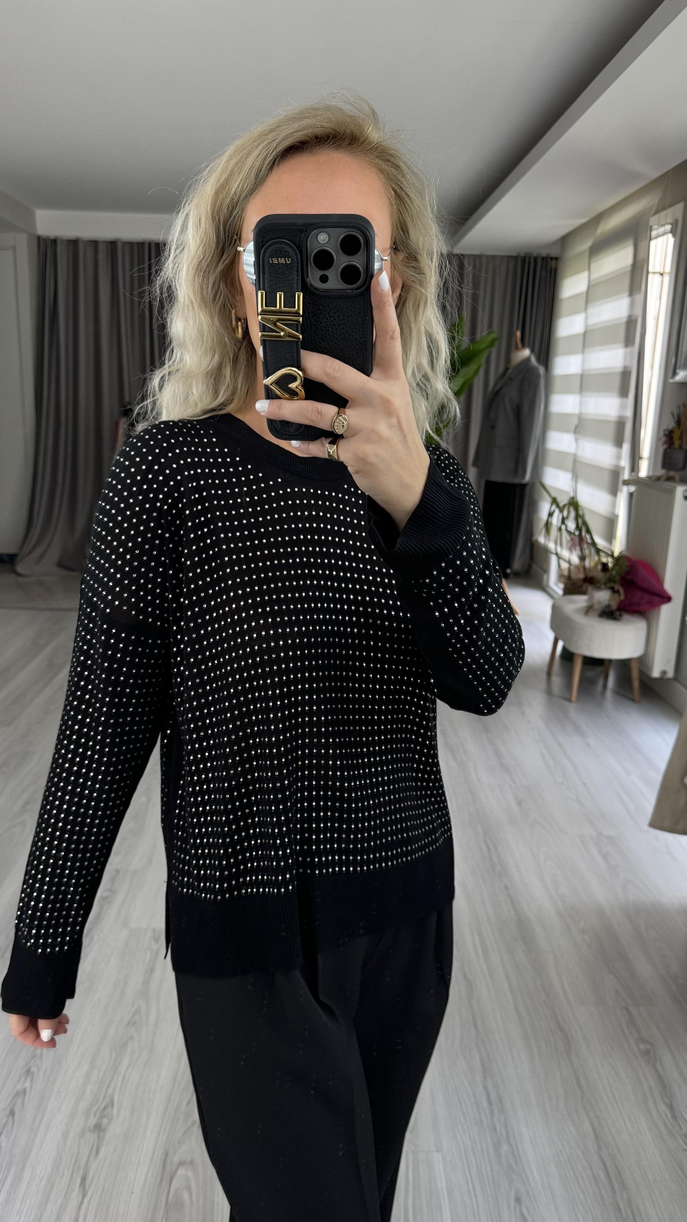 FULL TAŞLI SİYAH MERSERİZE