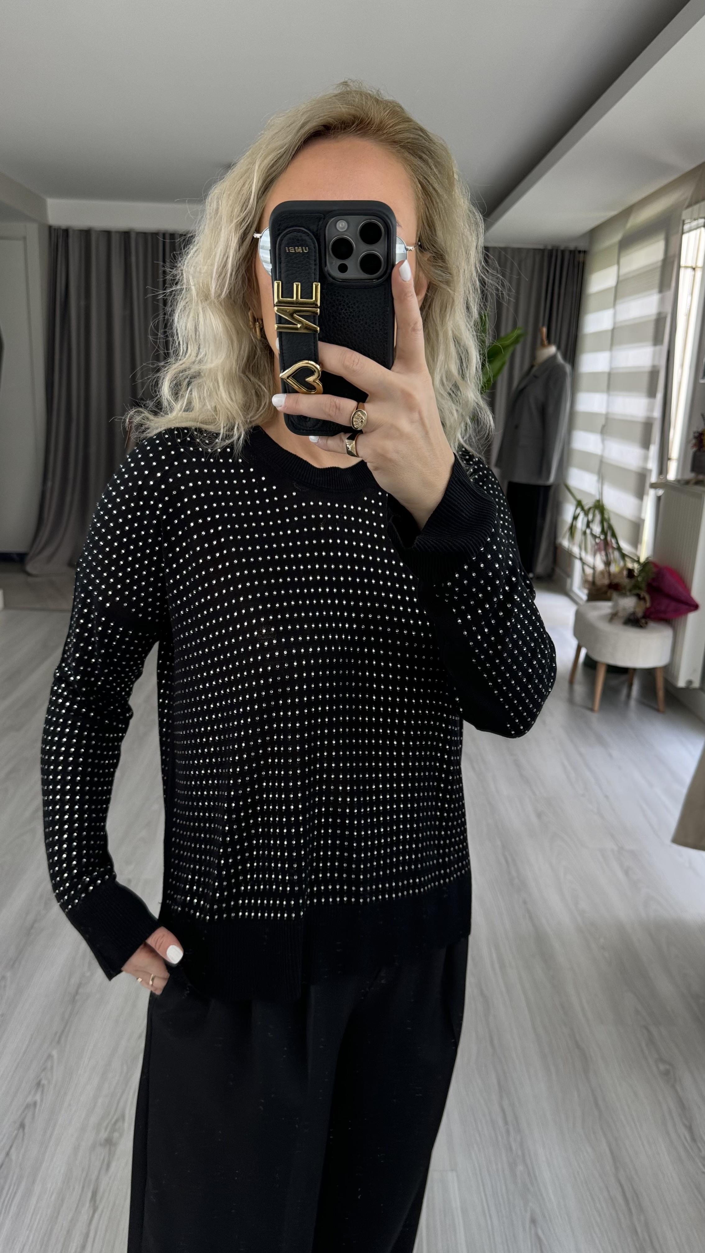 FULL TAŞLI SİYAH MERSERİZE