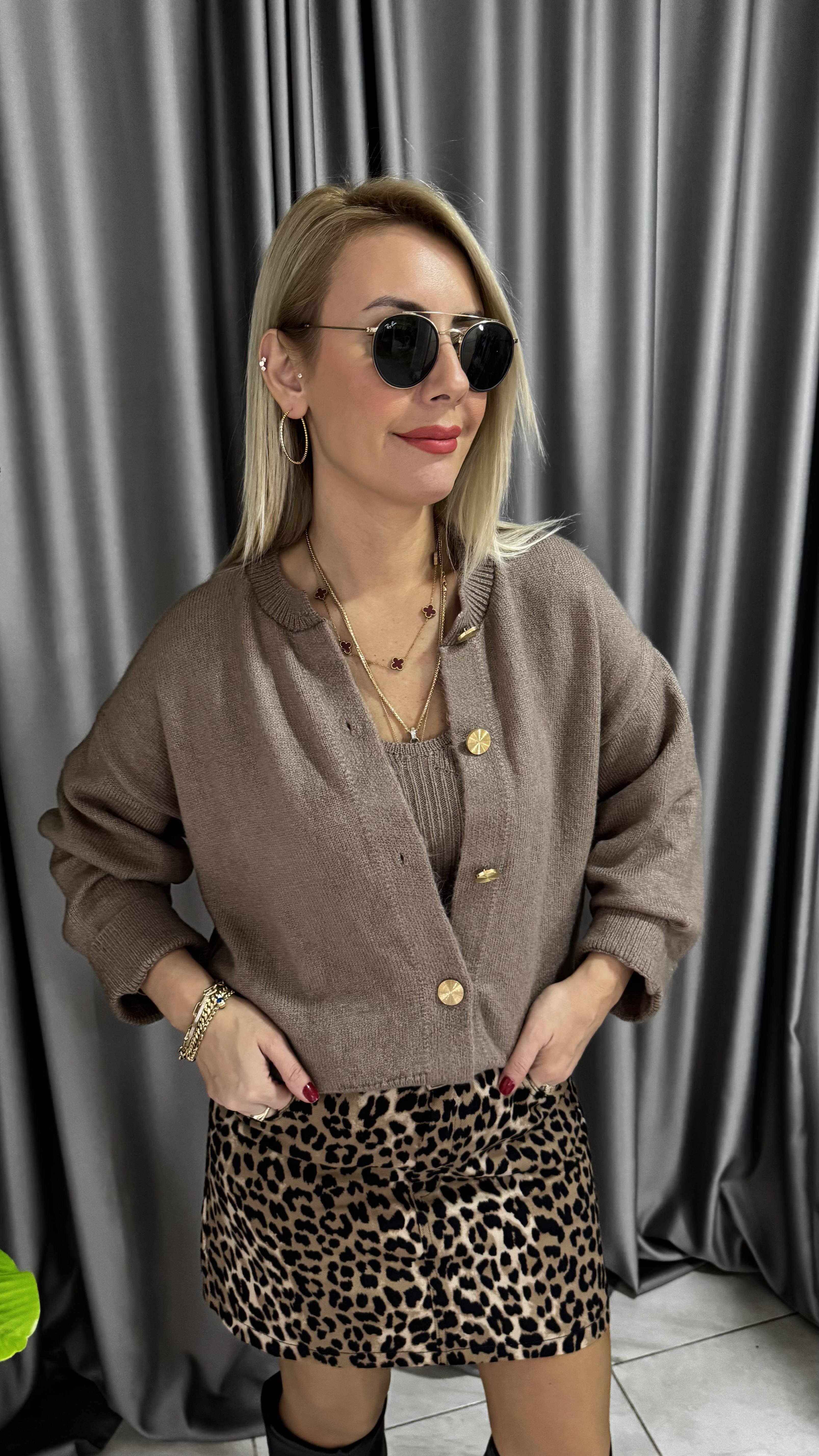 Gold Düğmeli Askılı Bluzlu Vizon Triko Takım