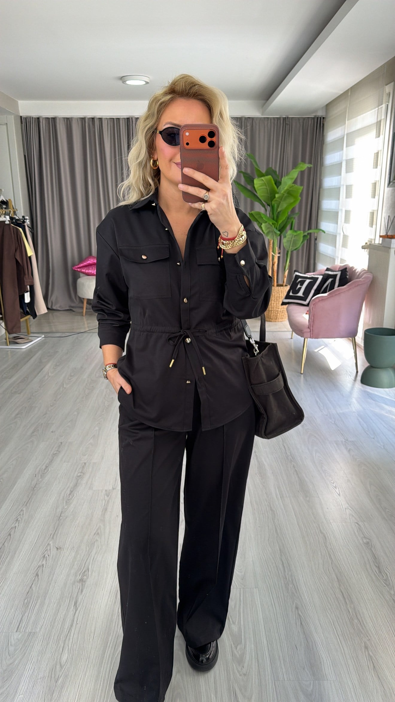 Gold Düğmeli Beli Ayarlanabilir Tencel Siyah Takım