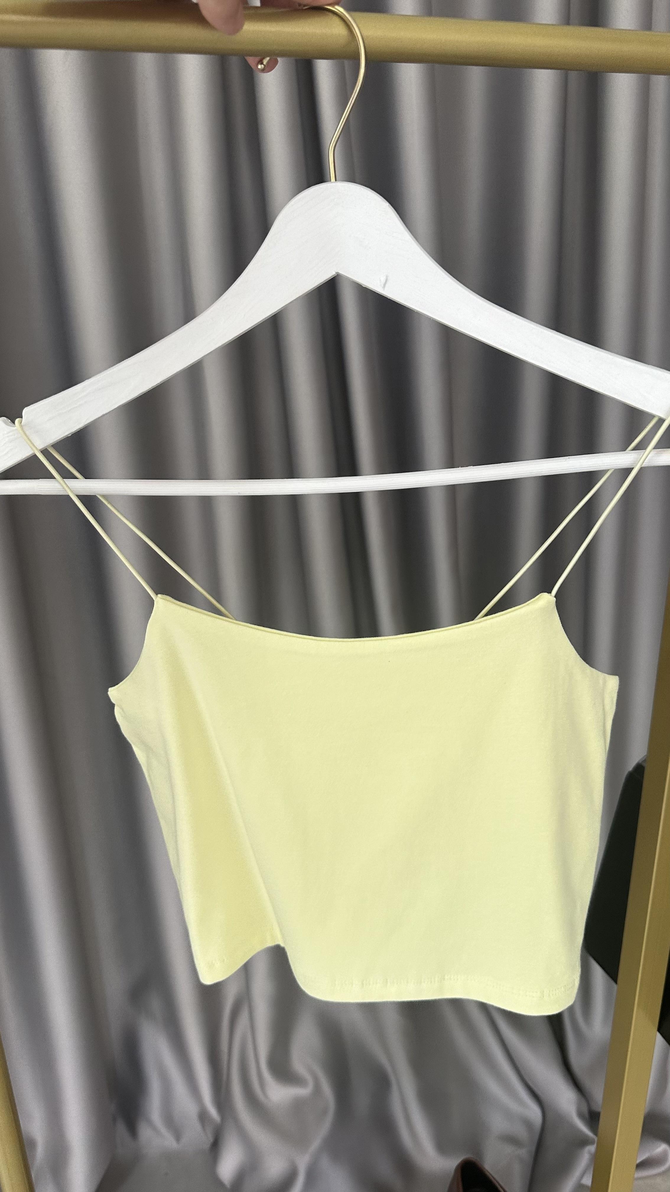 İp Askılı Sarı Basic Crop