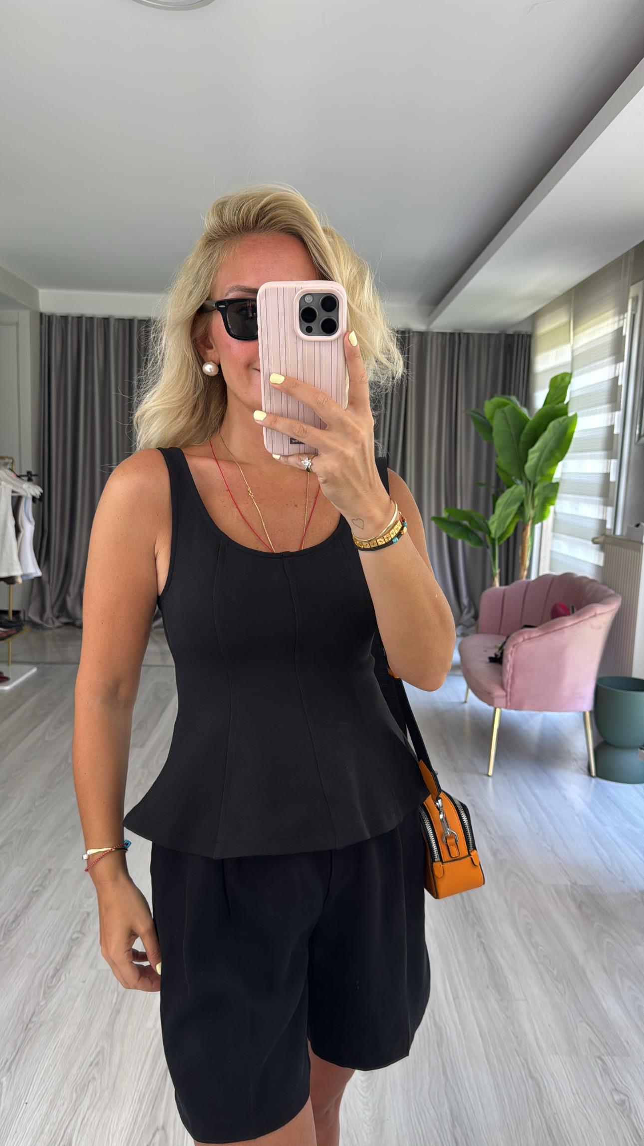 Kalın Askılı Peplum Siyah Dilvin Bluz