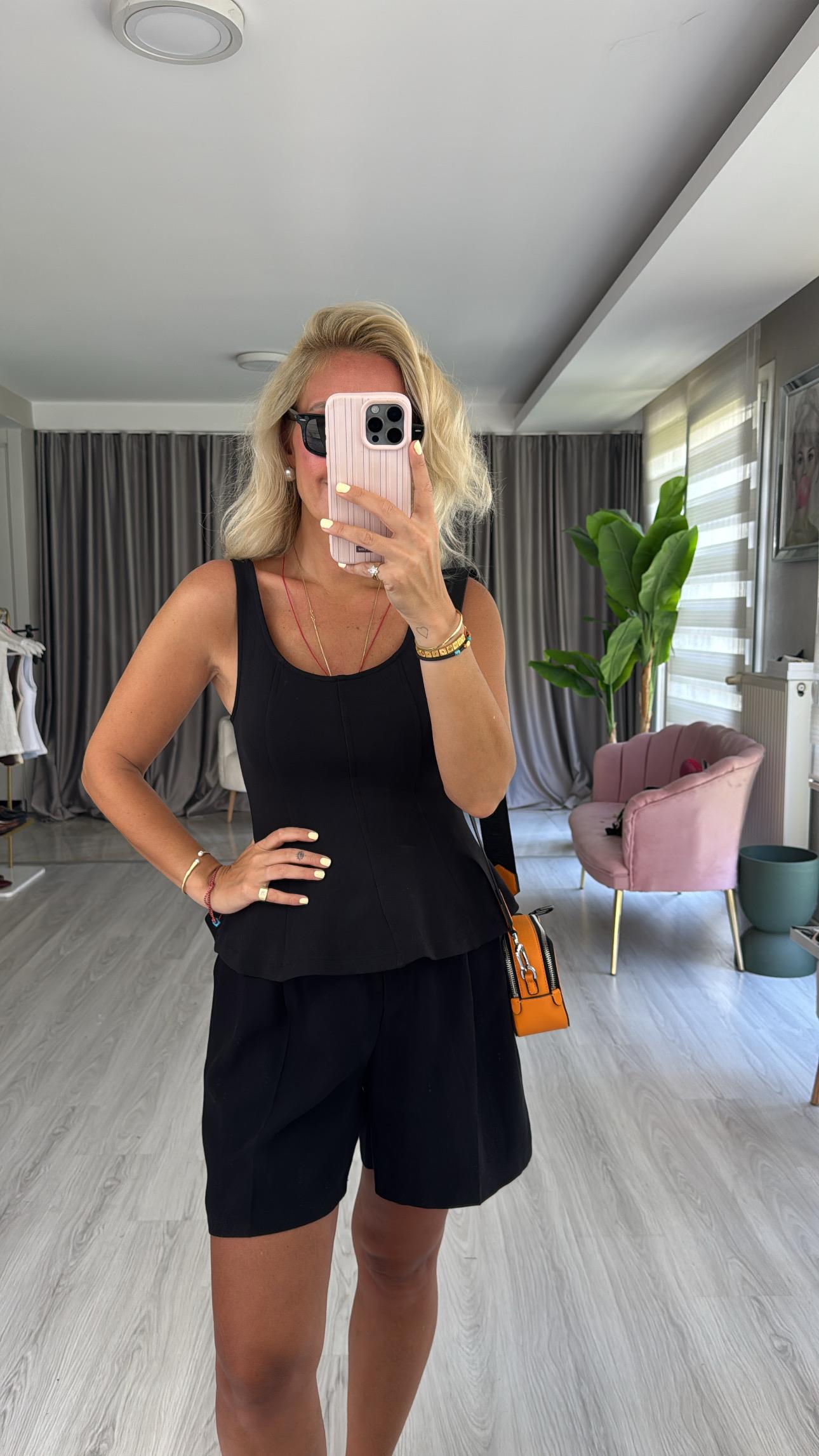 Kalın Askılı Peplum Siyah Dilvin Bluz