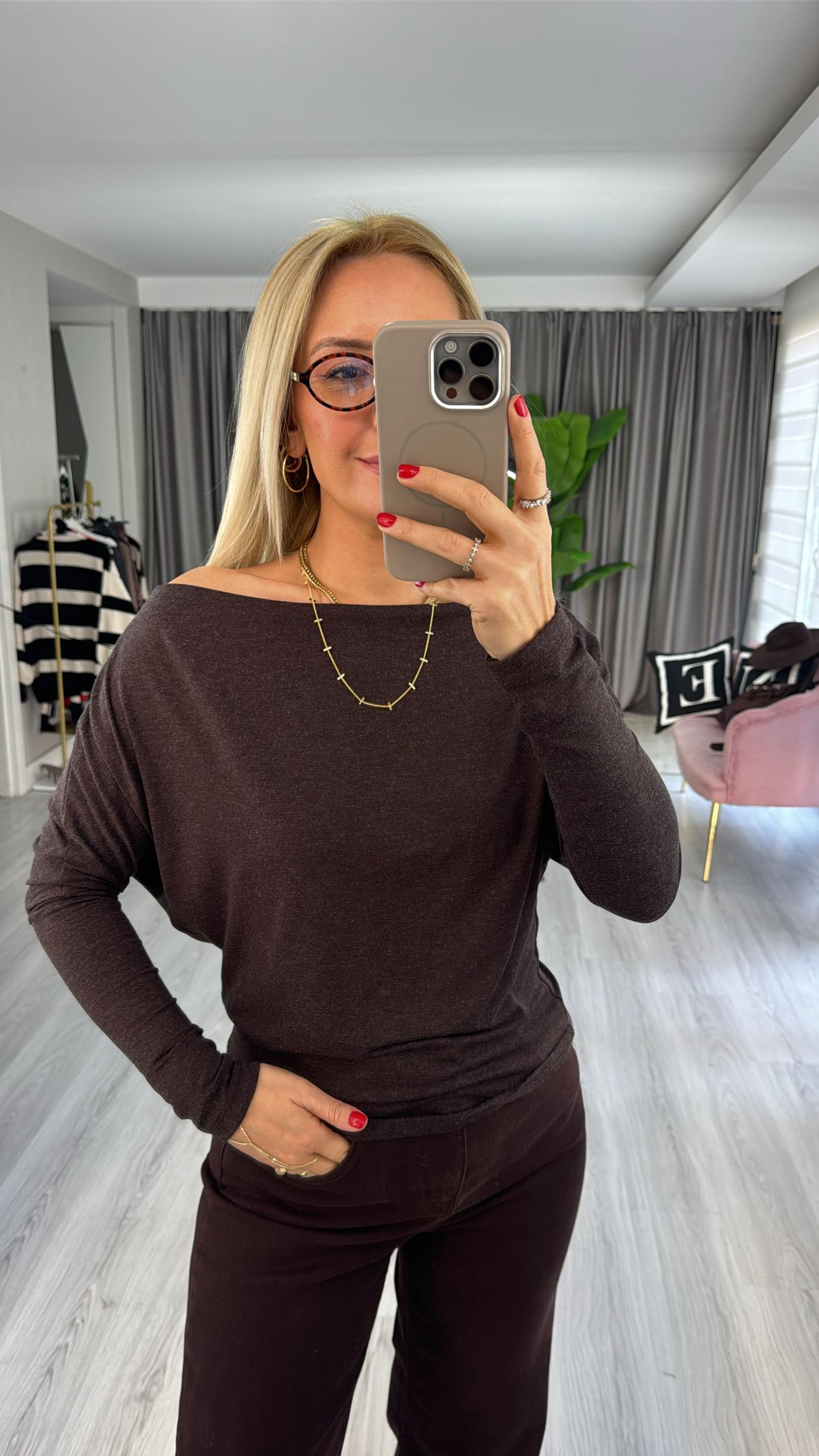 Kayık Yaka Kahve Bluz