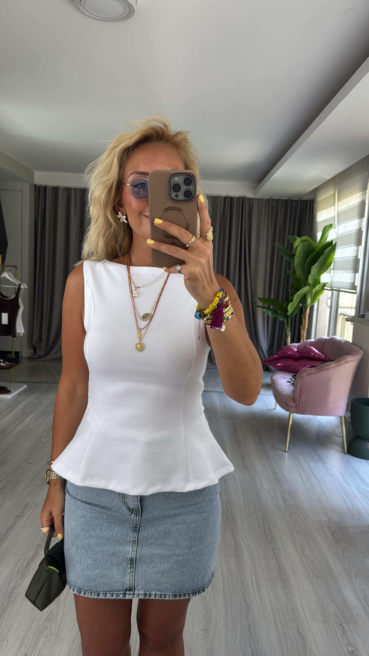 Kayık Yaka Peplum Beyaz Dilvin Bluz