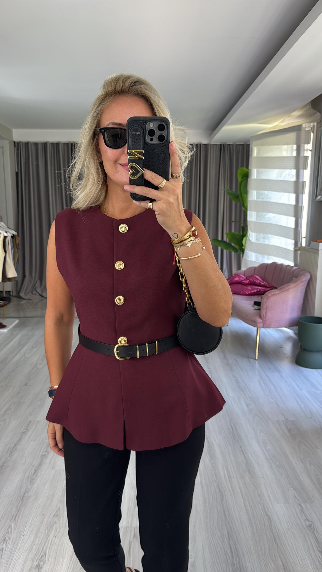 Kemerli Gold Düğmeli Bordo Yelek