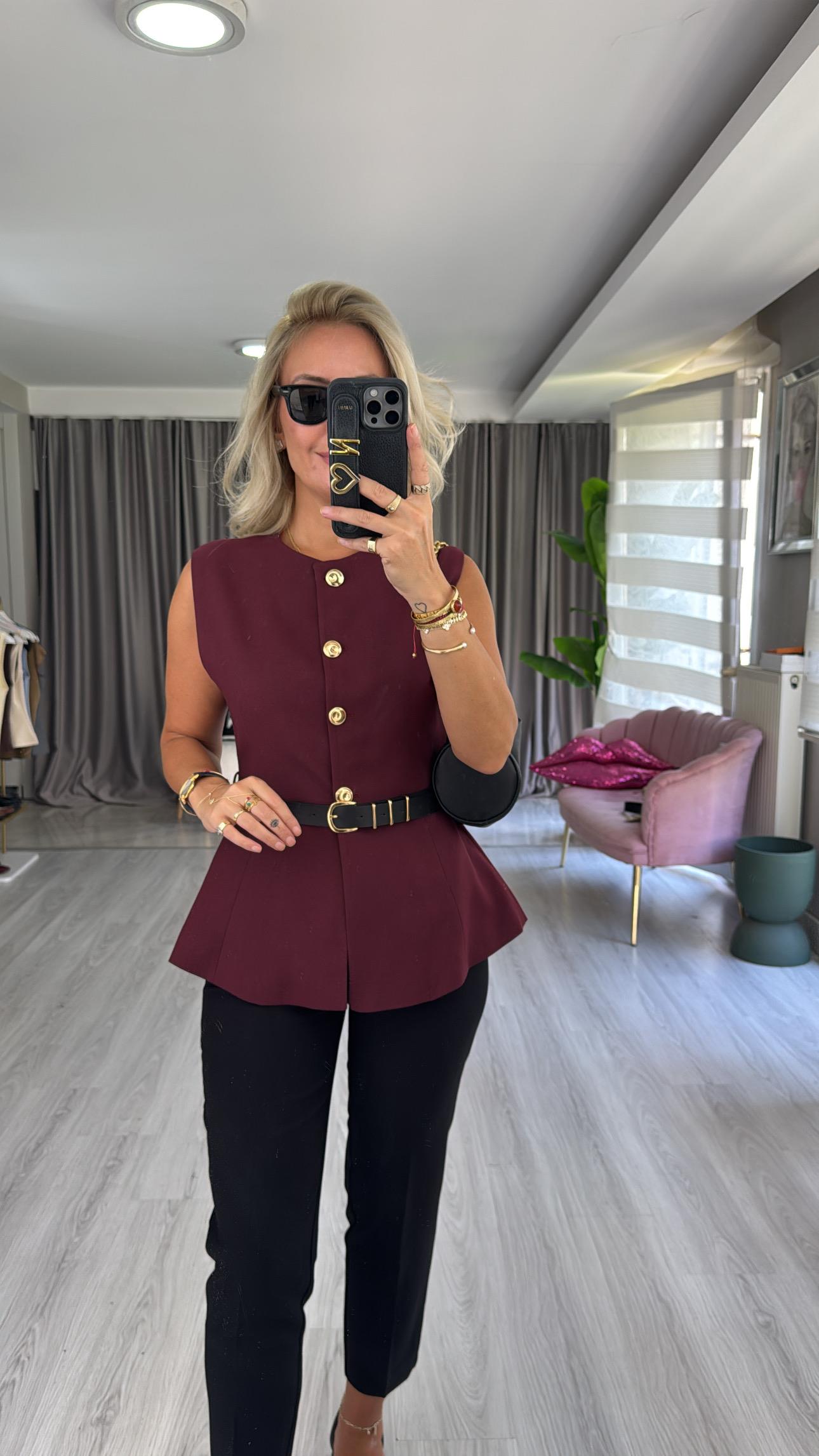 Kemerli Gold Düğmeli Bordo Yelek