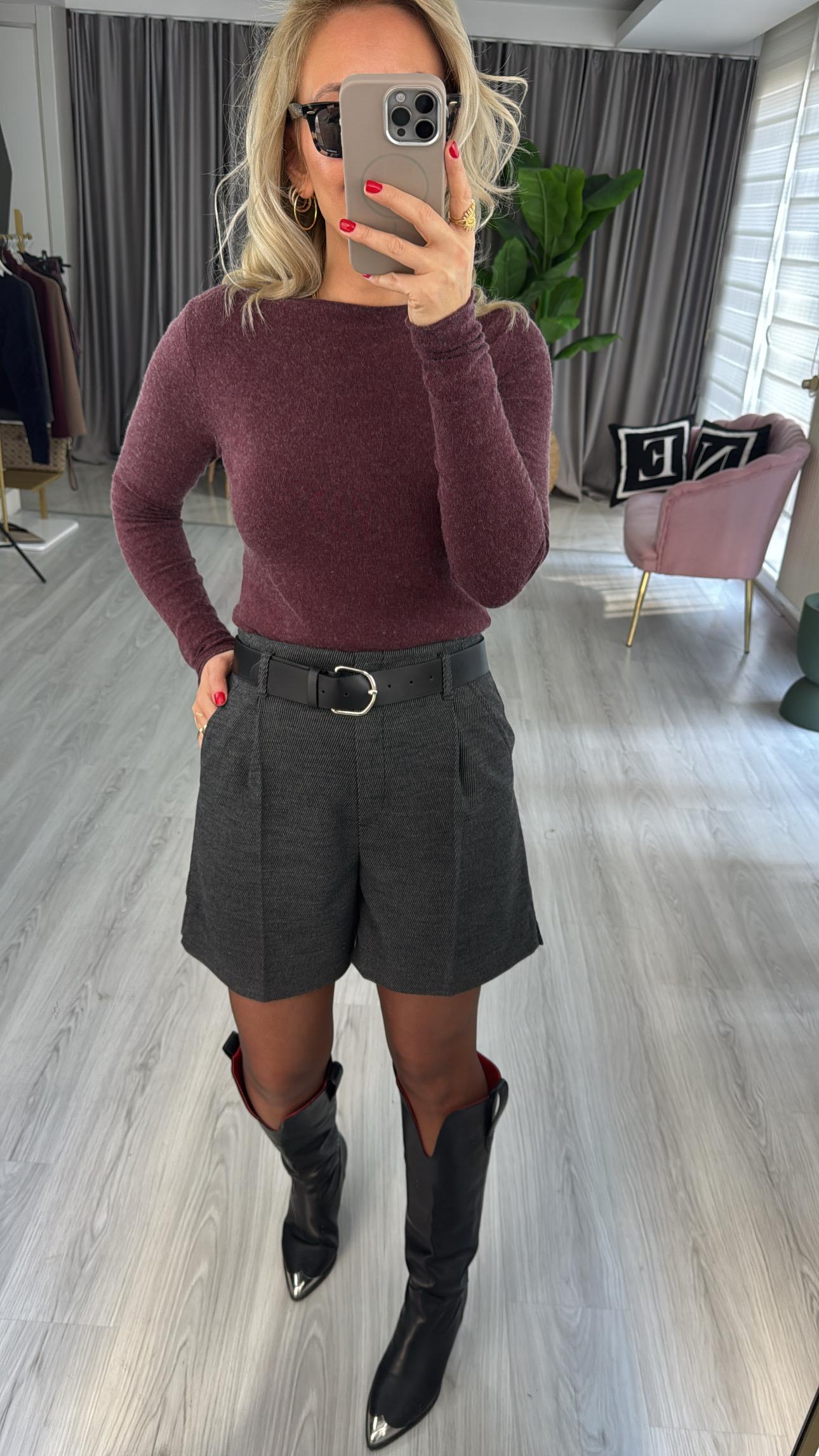 Kemerli Şehir Boy Füme Şort 