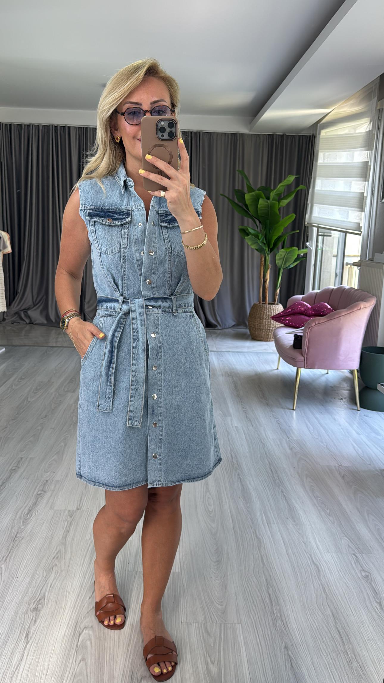 Kuşaklı Komple Çıt Çıt Düğmeli Mavi Jean Elbise
