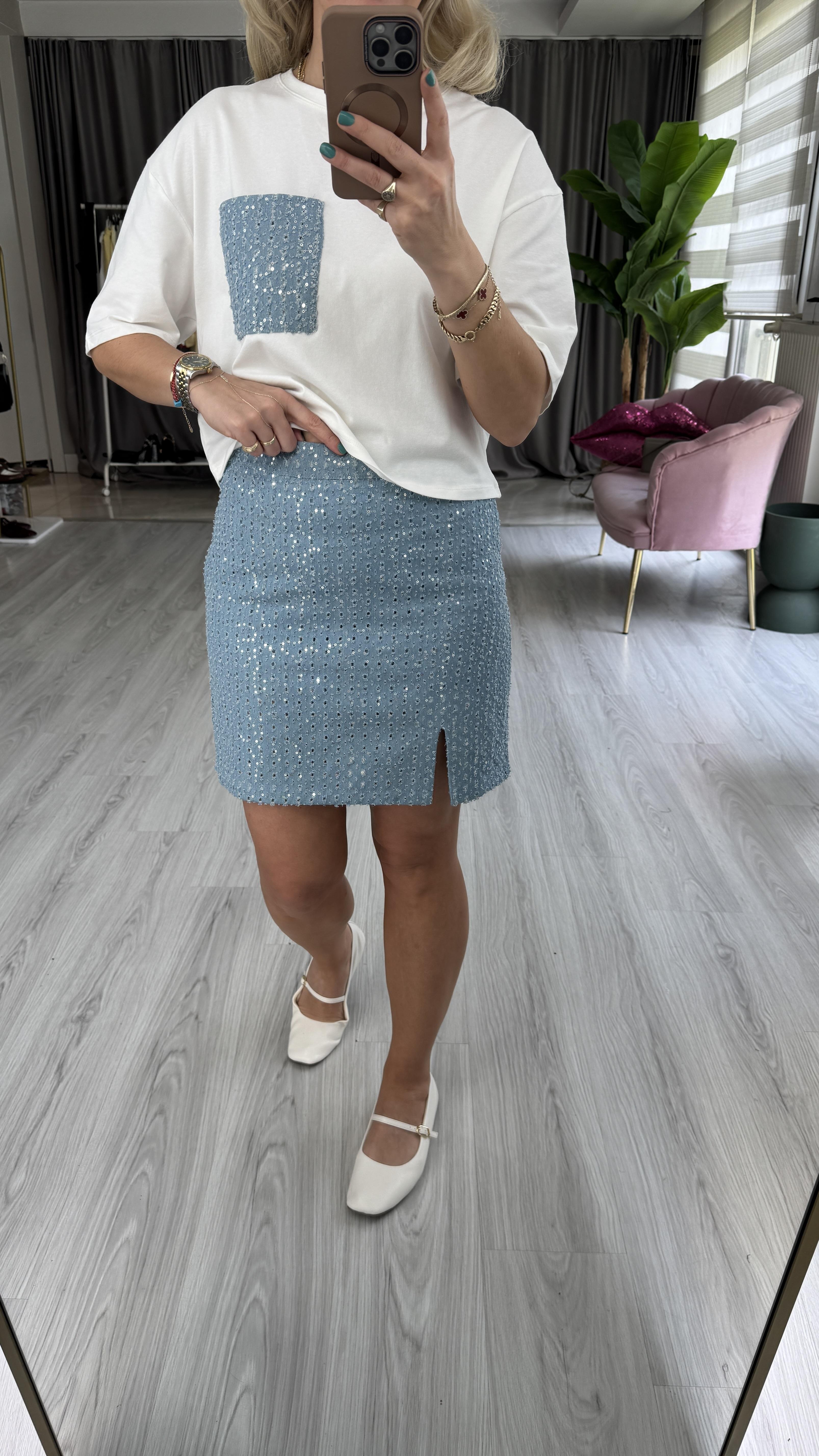 Minik Yırtmaçlı Payetli Mavi Denim Etek