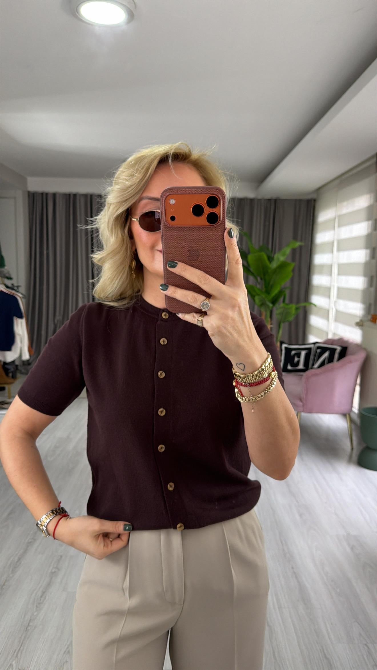 Orijinal Marka Bisiklet Yaka Düğmeli Acı Kahve Triko