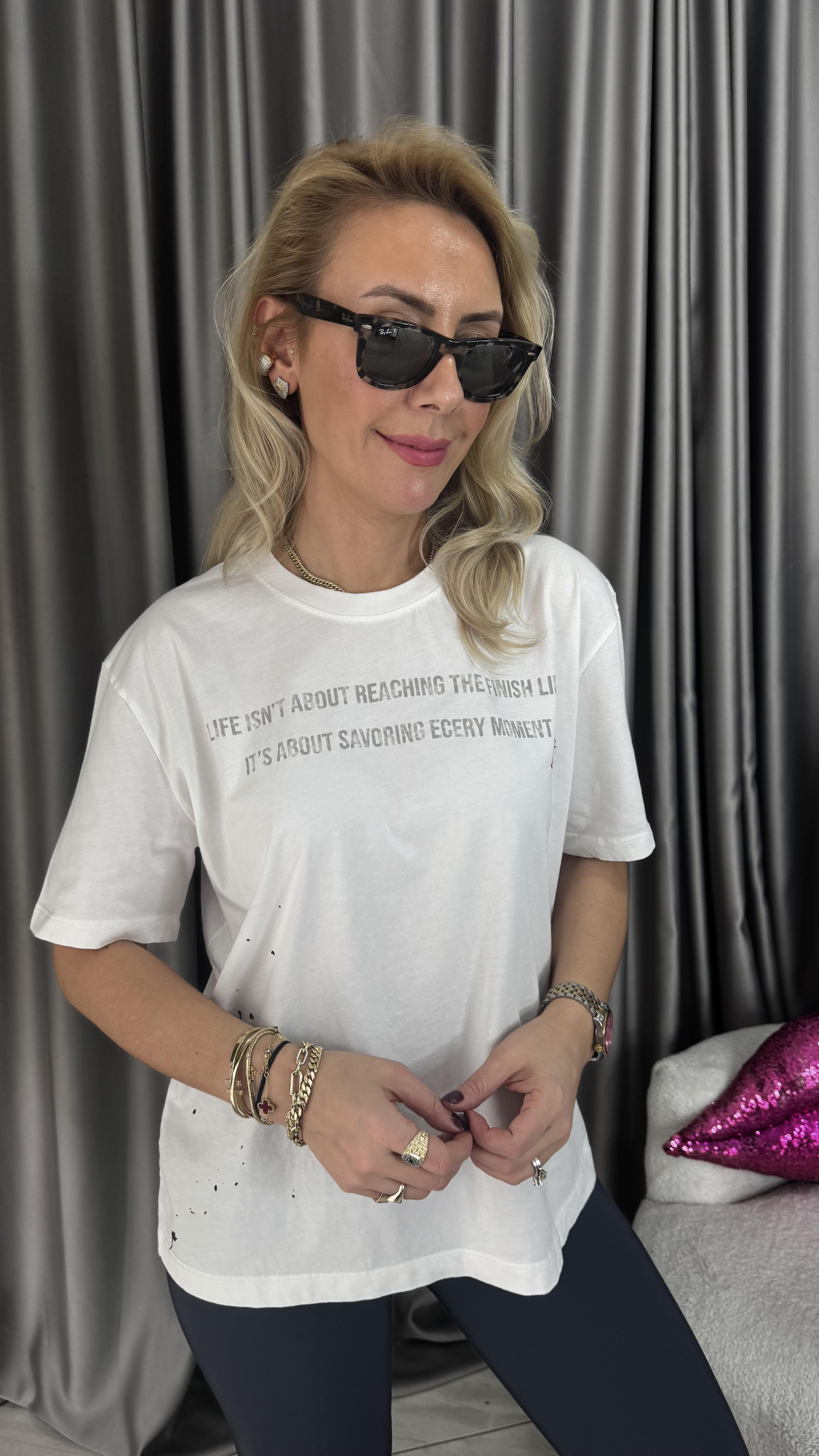 Orijinal Marka Yazılı Ekru T-shirt