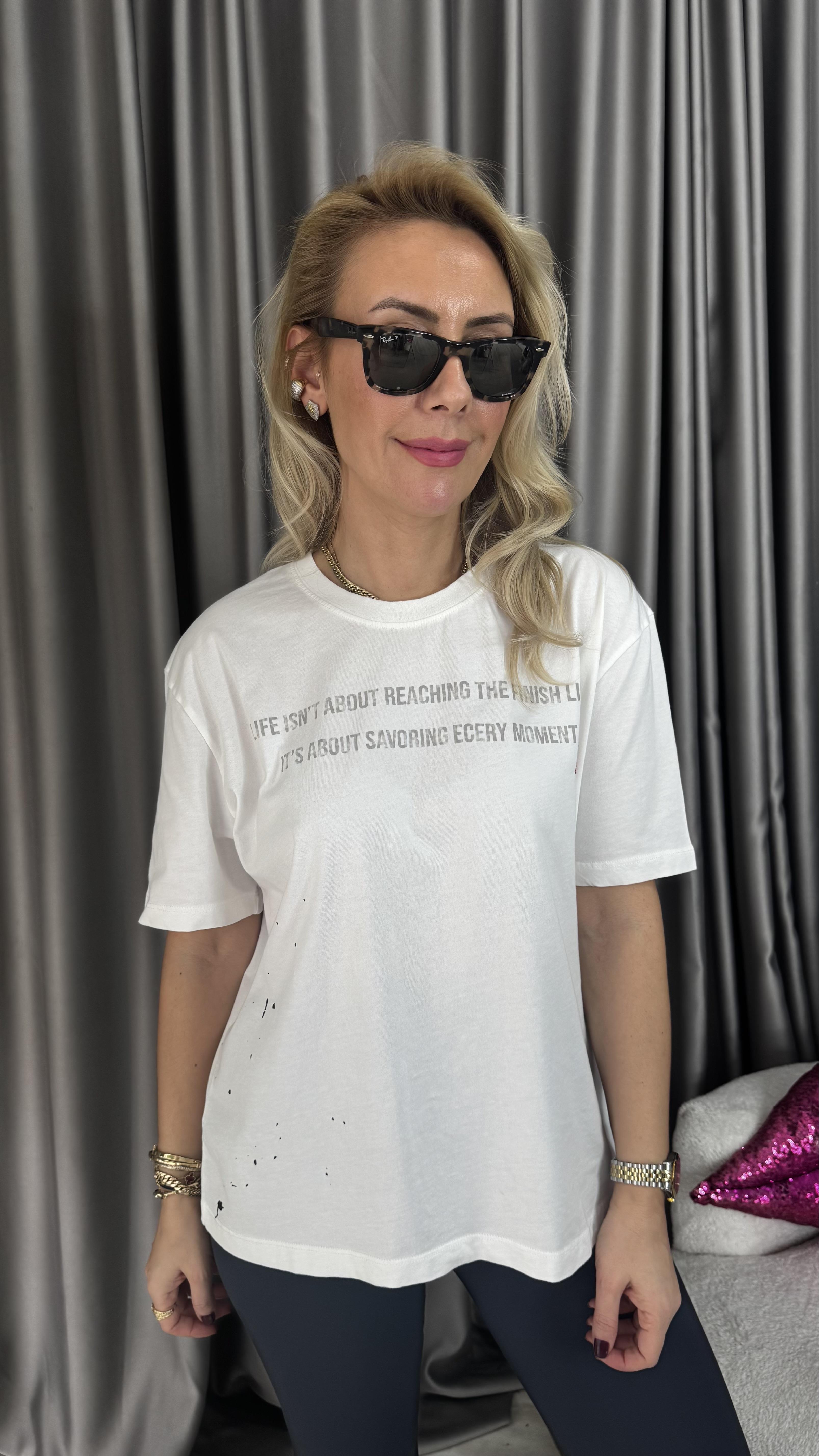 Orijinal Marka Yazılı Ekru T-shirt