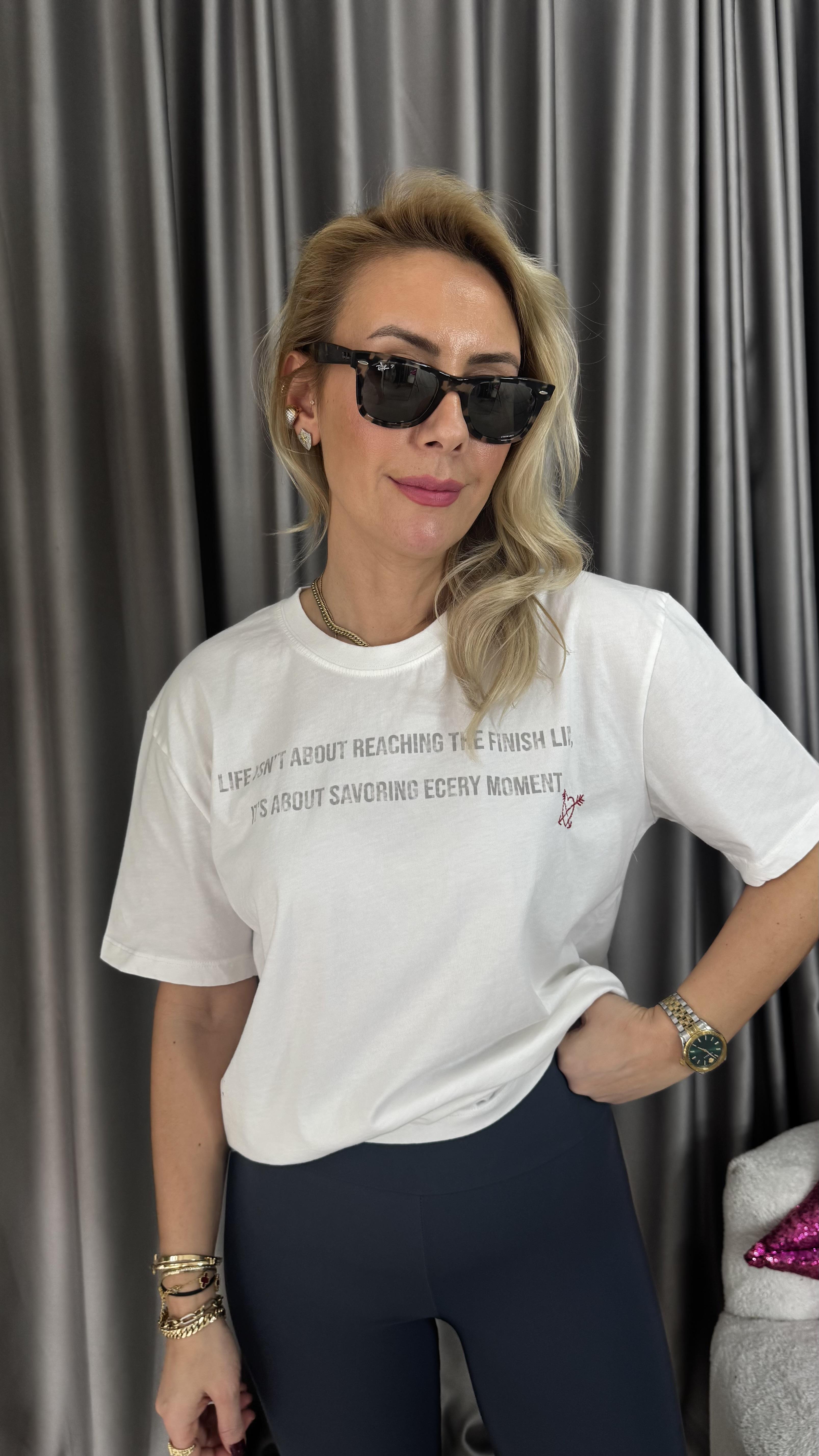 Orijinal Marka Yazılı Ekru T-shirt