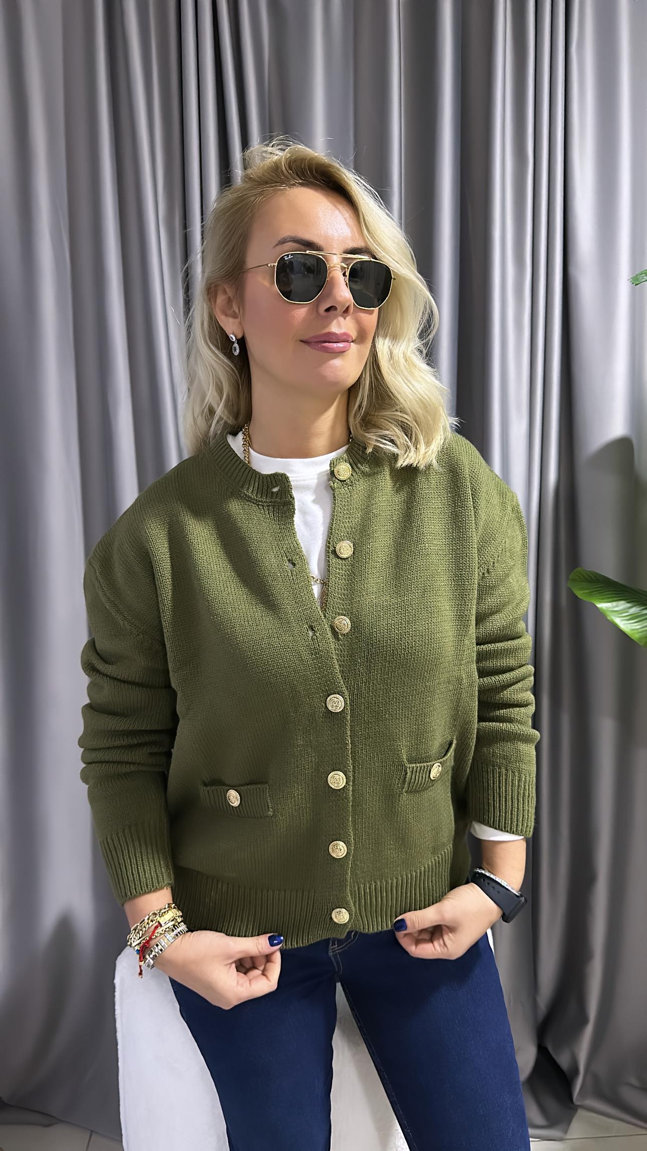 ORJİNAL MARKA GOLD DÜĞMELİ HAKİ TRİKO HIRKA