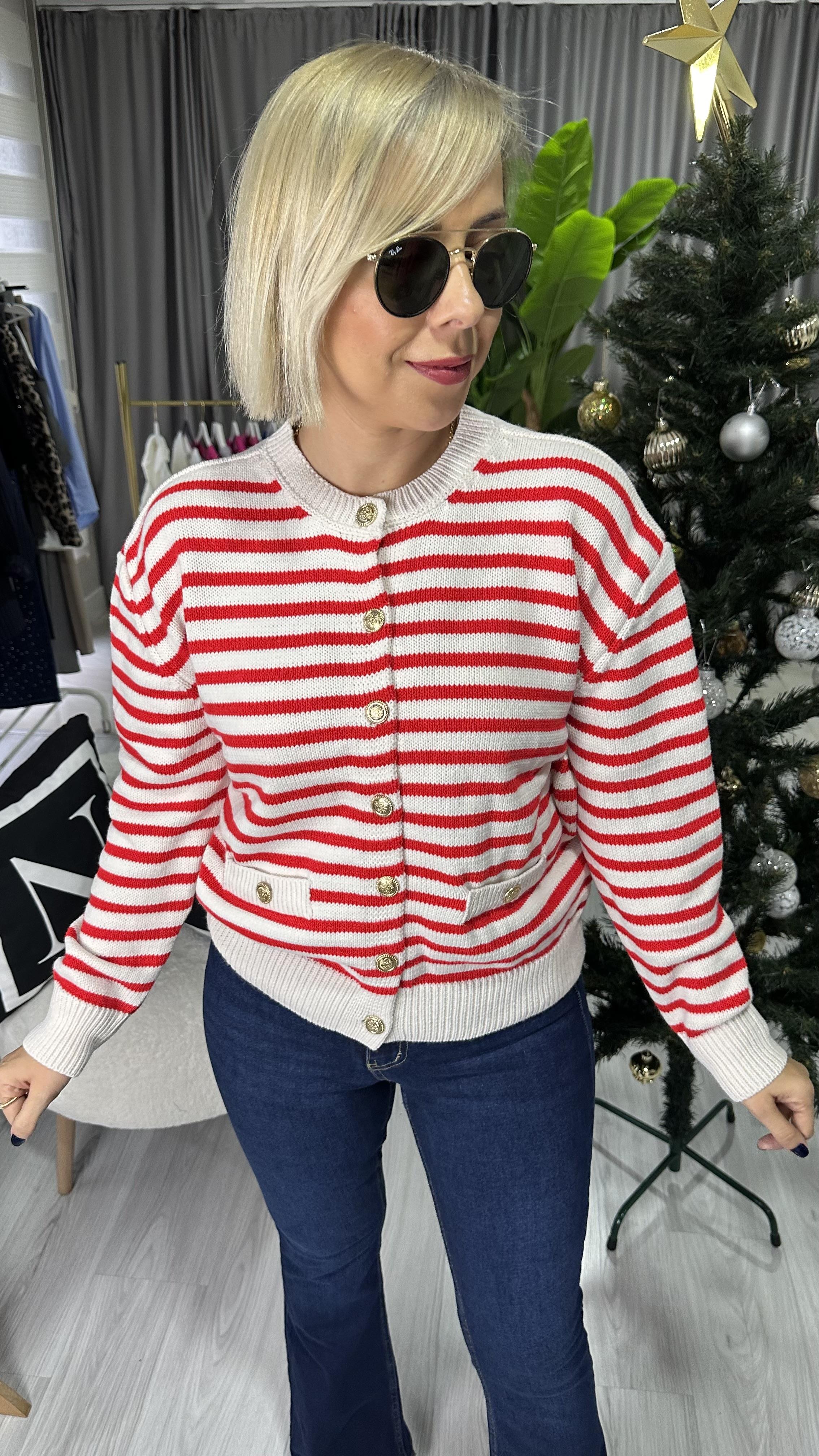 ORJİNAL MARKA GOLD DÜĞMELİ KIRMIZI ÇİZGİLİ TRİKO HIRKA