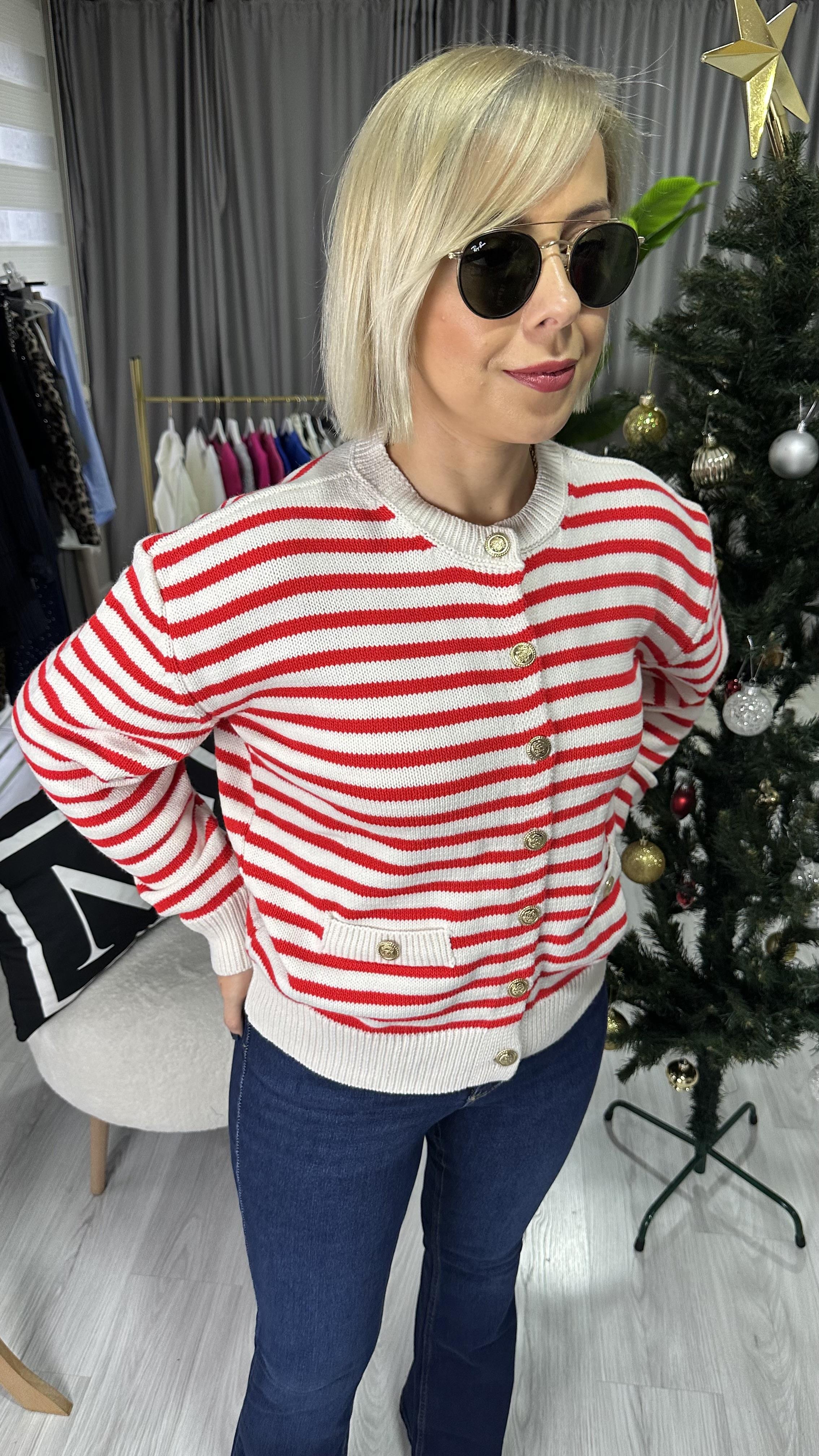 ORJİNAL MARKA GOLD DÜĞMELİ KIRMIZI ÇİZGİLİ TRİKO HIRKA