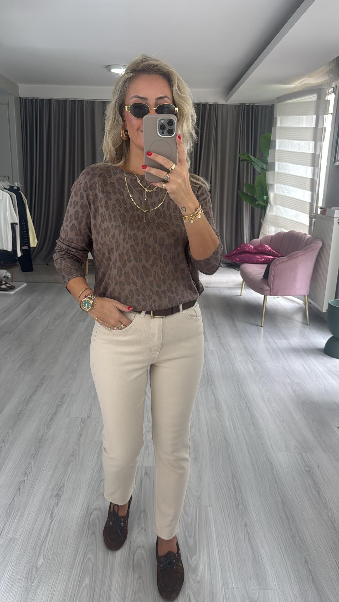 Orjinal Marka Likralı Bej Boyfit Jean