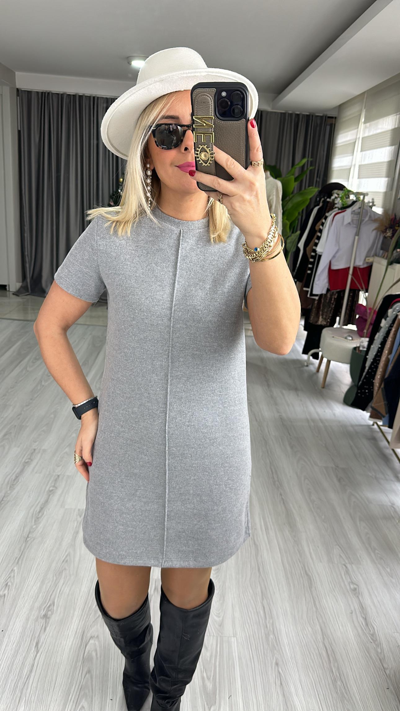 ORJİNAL MODEL ÖNDEN DİKİŞLİ GRİ TRİKO ELBİSE