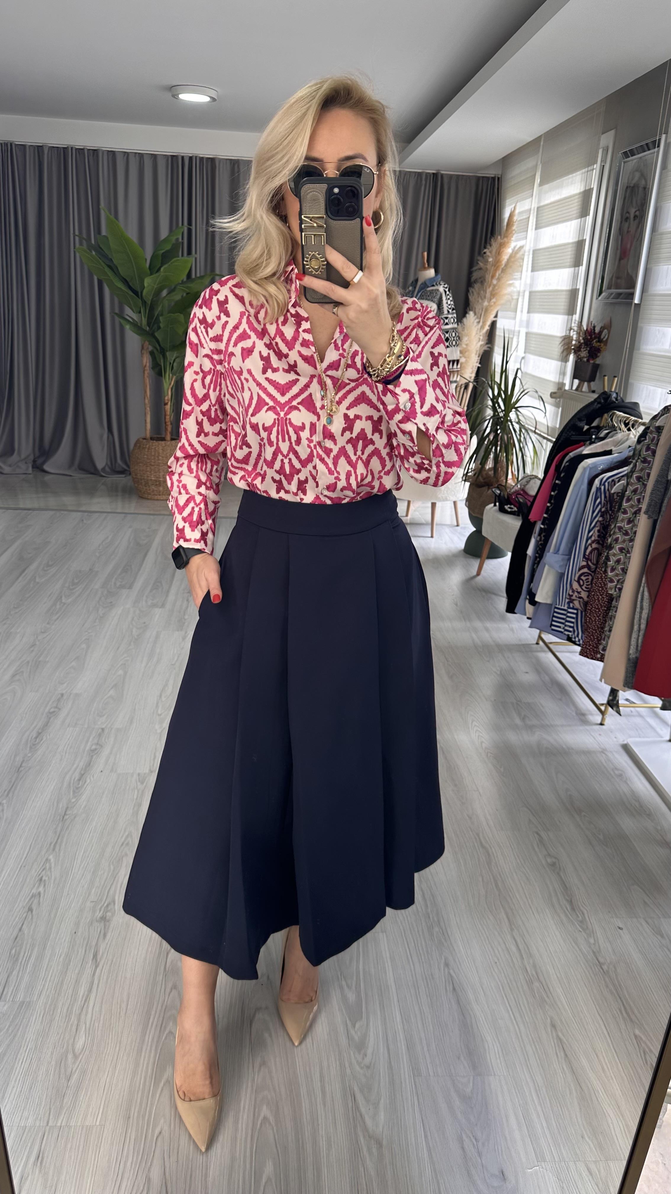 PİLELİ KLOŞ MİDİ BOY LACİVERT ETEK