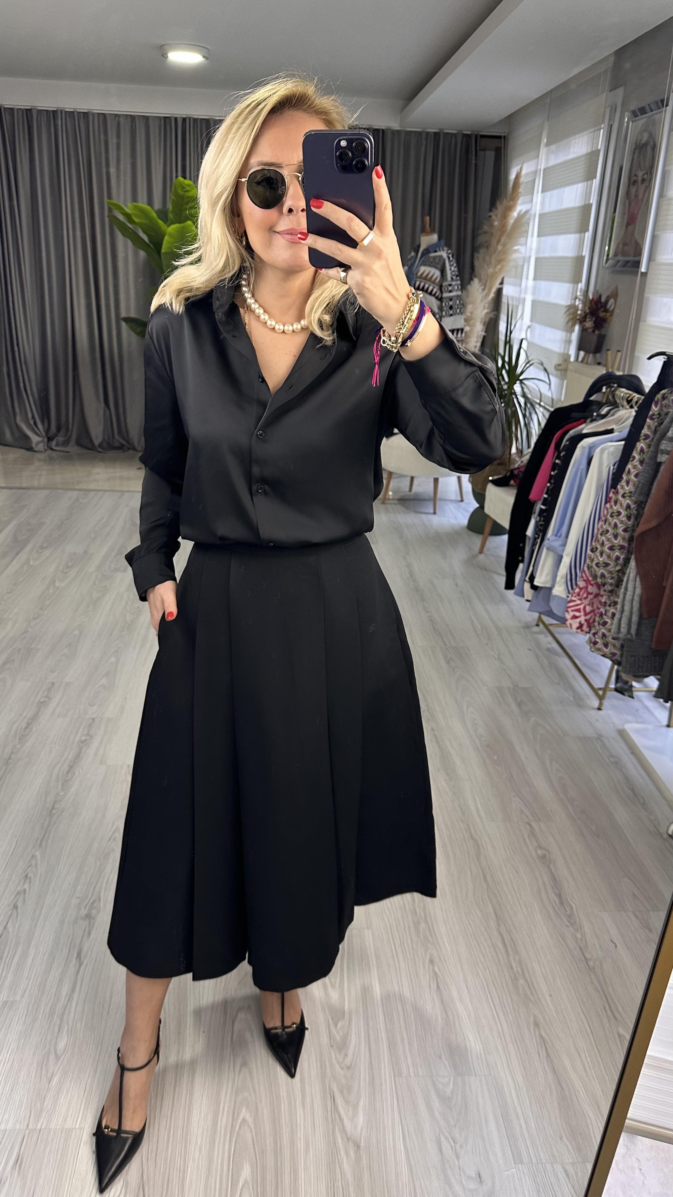 PİLELİ KLOŞ MİDİ BOY SİYAH ETEK