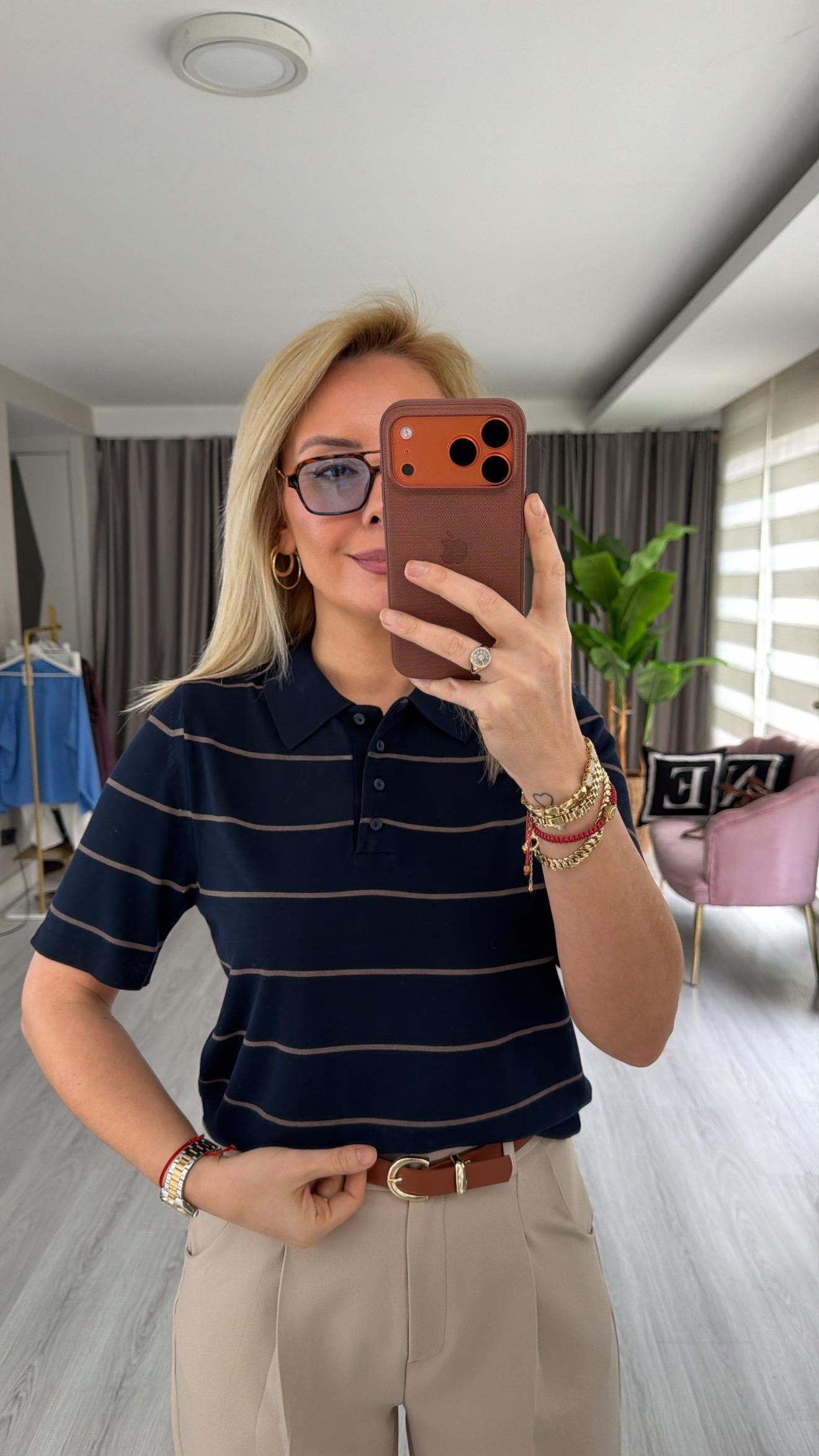 Polo Yaka Bej Çizgili Lacivert İpek Doku Yarım Kol Triko