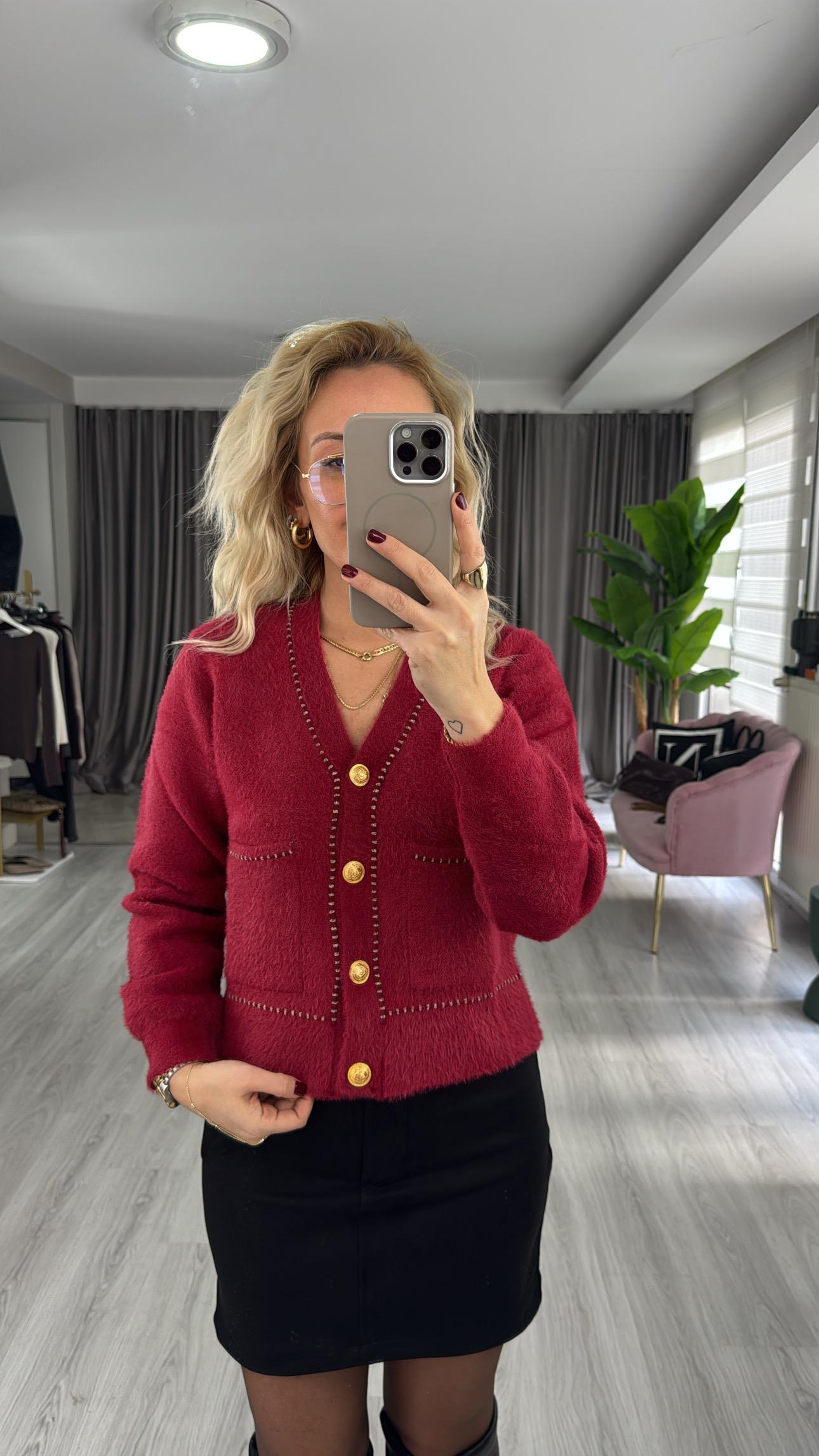 Premium Gold Düğmeli Sim Biyeli Kırmızı Triko Ceket