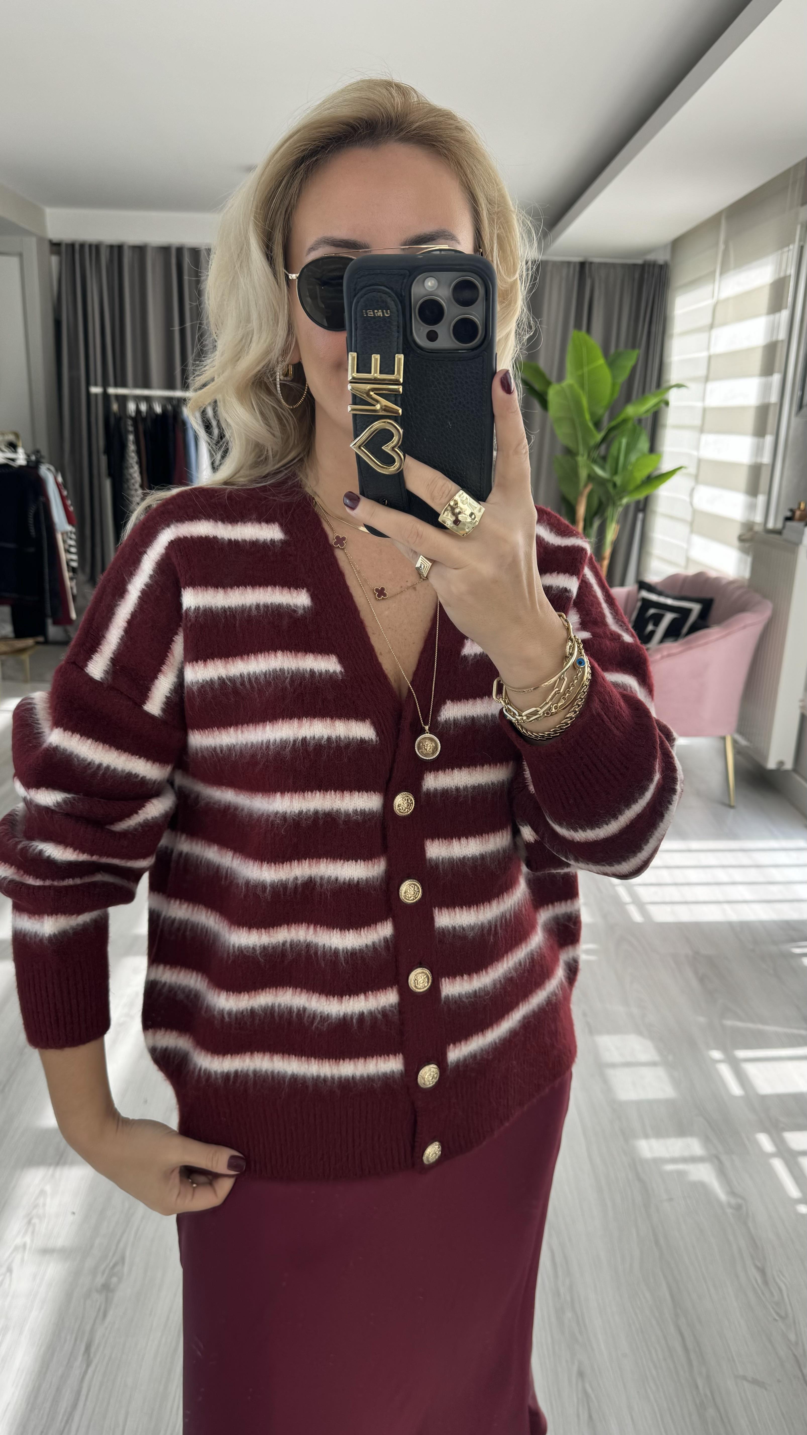 Premium Seri Beyaz Çizgili Bordo Triko Ceket