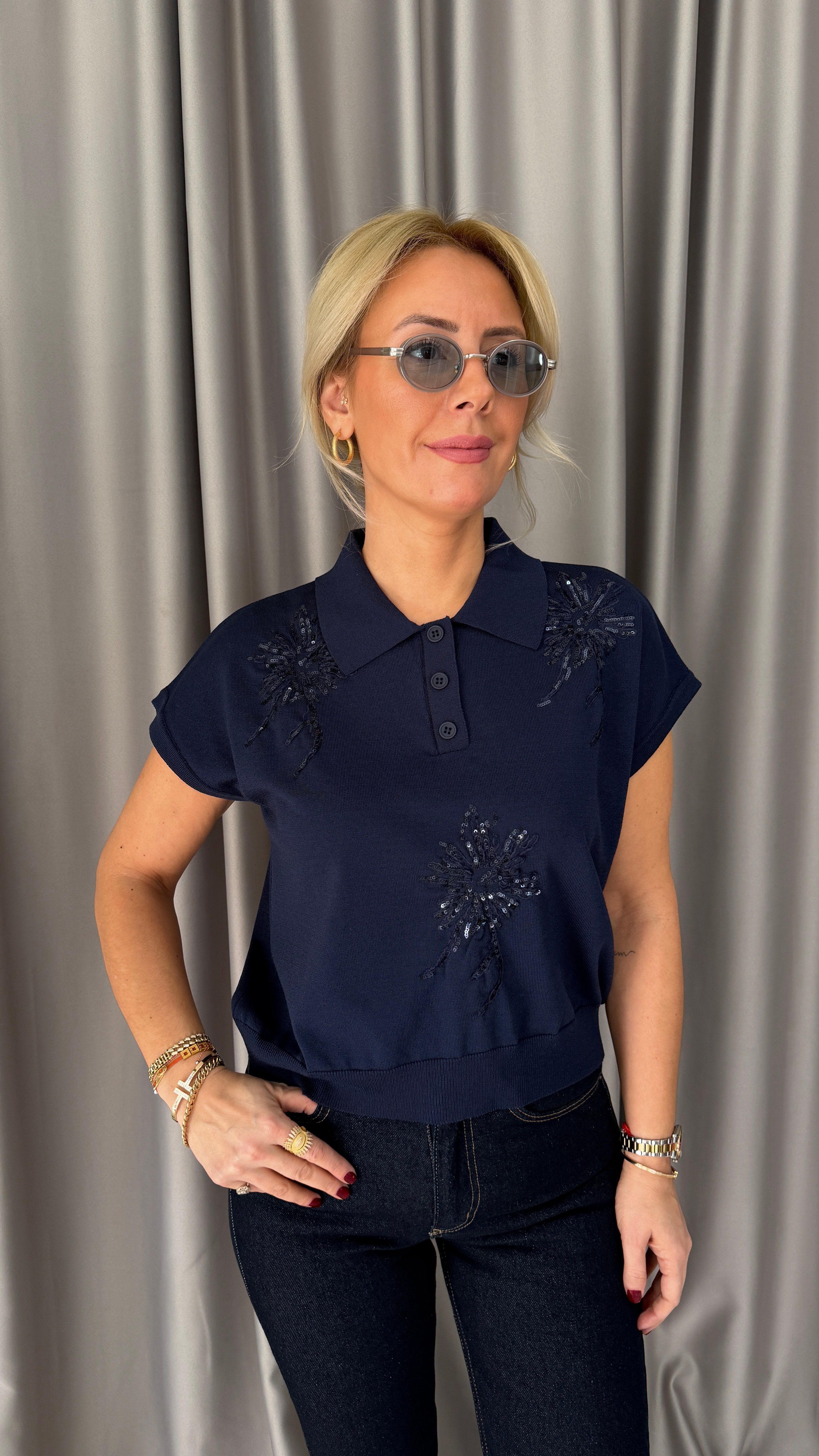 Pul Payet İşlemeli Polo Yaka Lacivert Triko