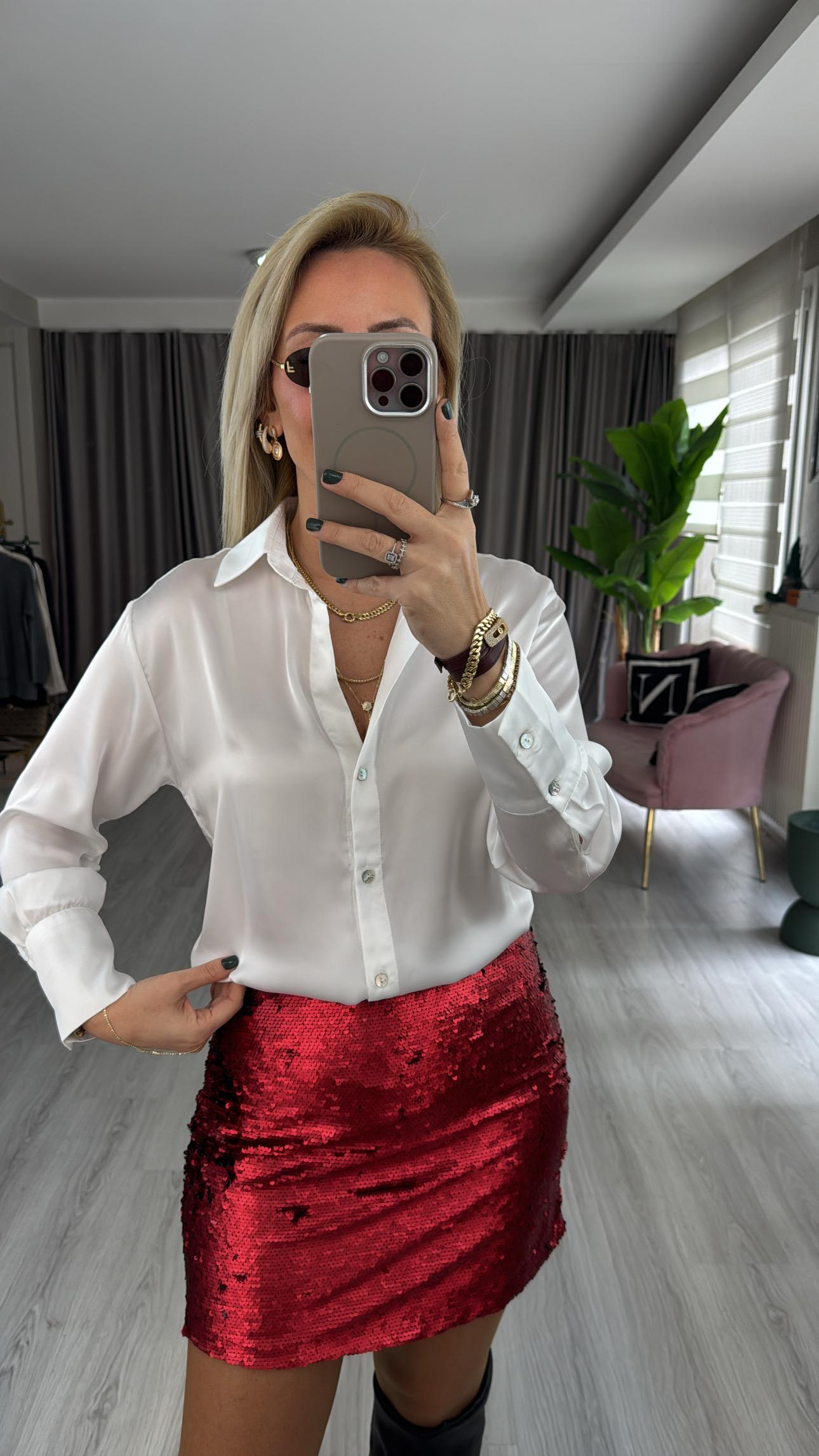 Sedef Düğmeli Ekru Saten Gömlek