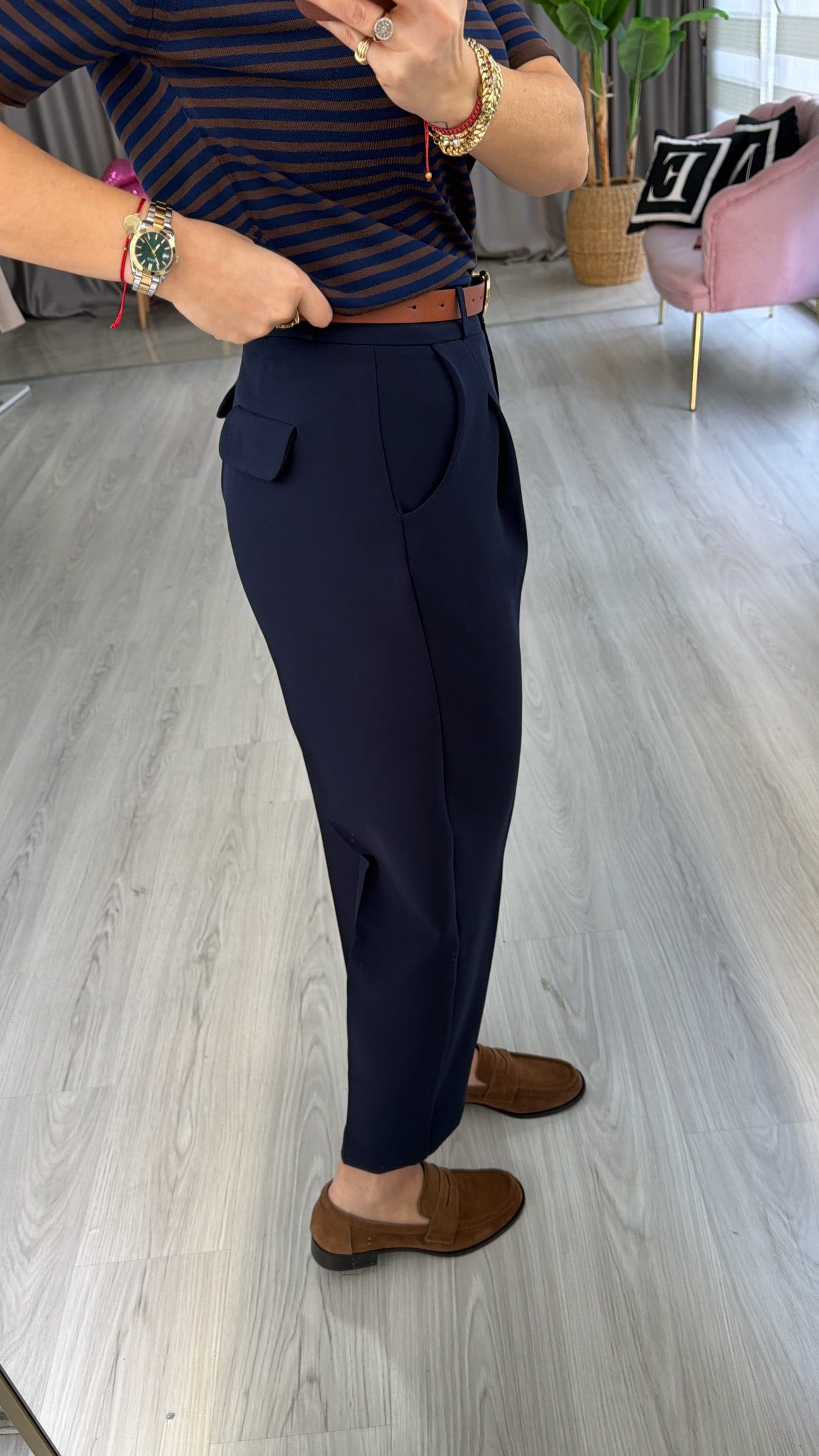 Taba Kemerli Likralı Lacivert Krep Pantolon