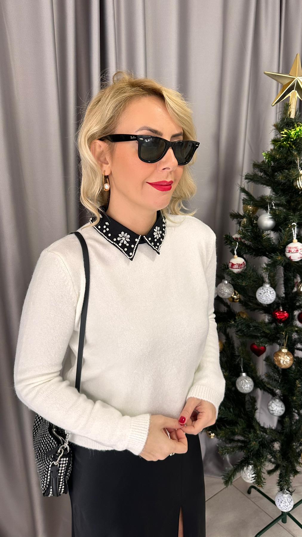 TAŞLI GÖMLEK YAKA EKRU TRİKO