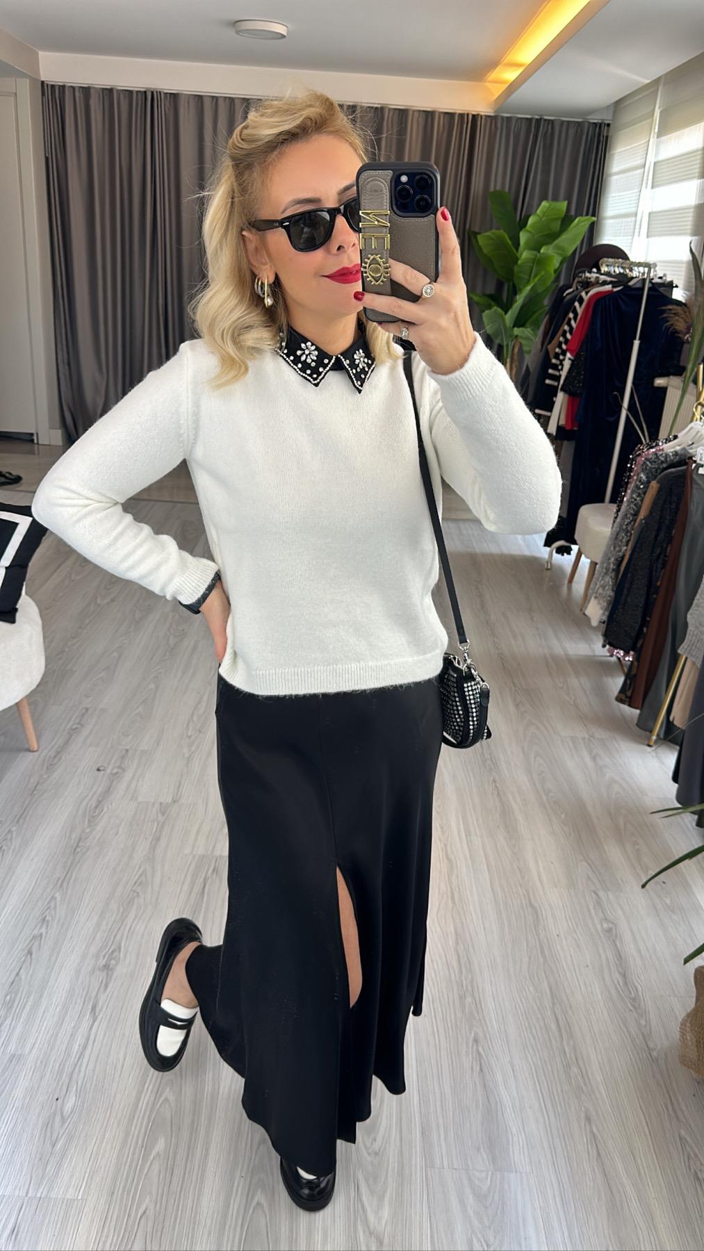 TAŞLI GÖMLEK YAKA EKRU TRİKO