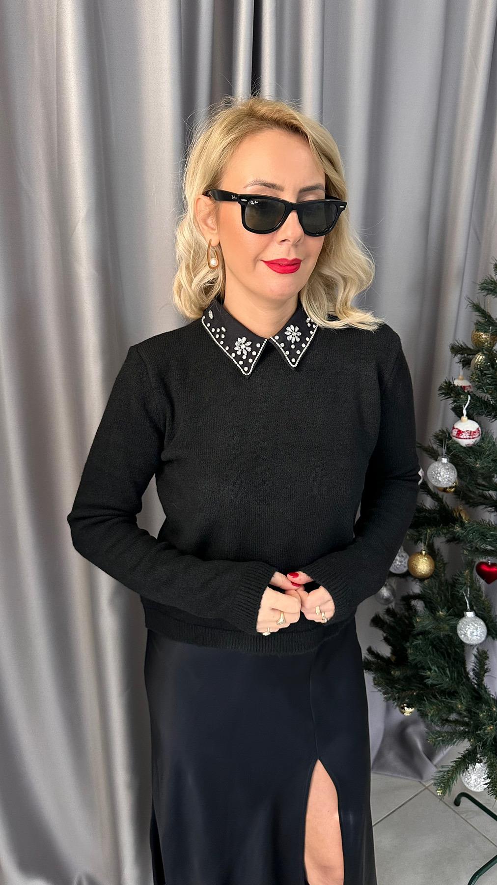 TAŞLI GÖMLEK YAKA SİYAH TRİKO