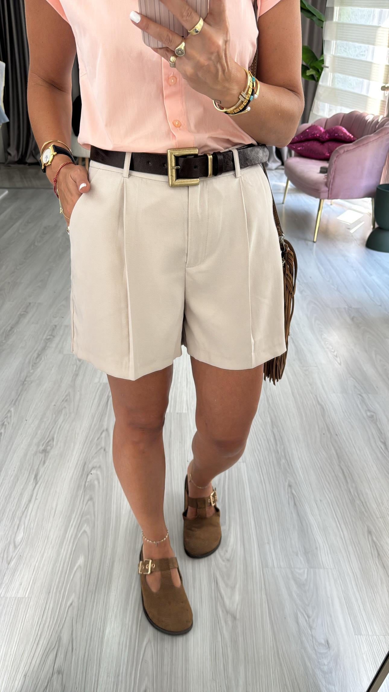 Tek Pileli Tencel Taş Rengi Şort