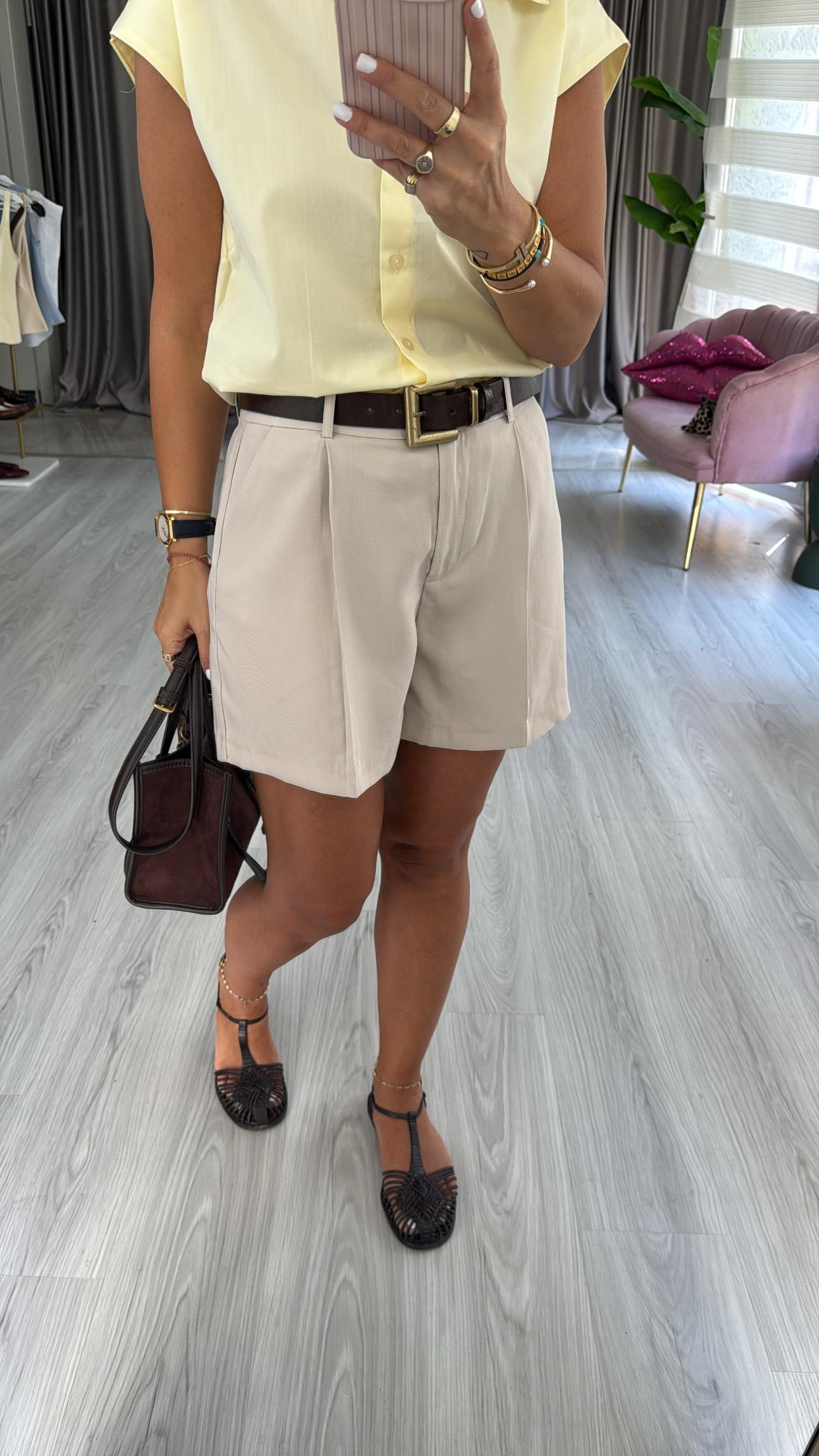 Tek Pileli Tencel Taş Rengi Şort