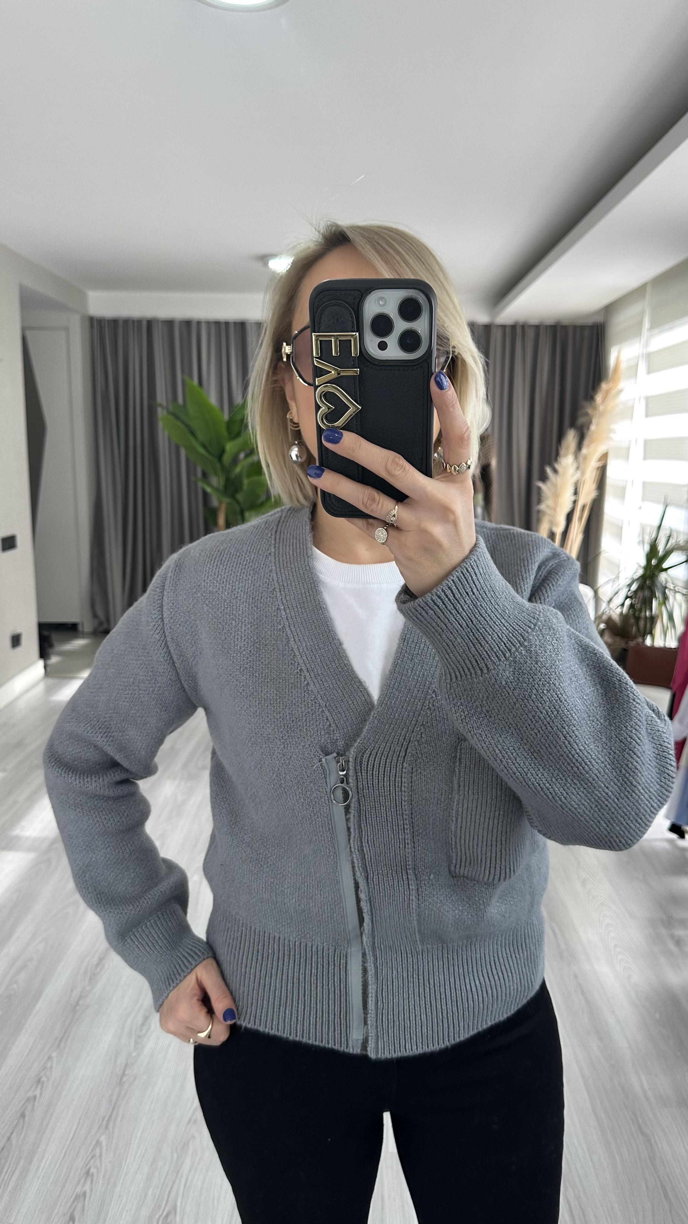 TOK DOKUDA CEPLİ,FERMUARLI ANTRASİT HIRKA