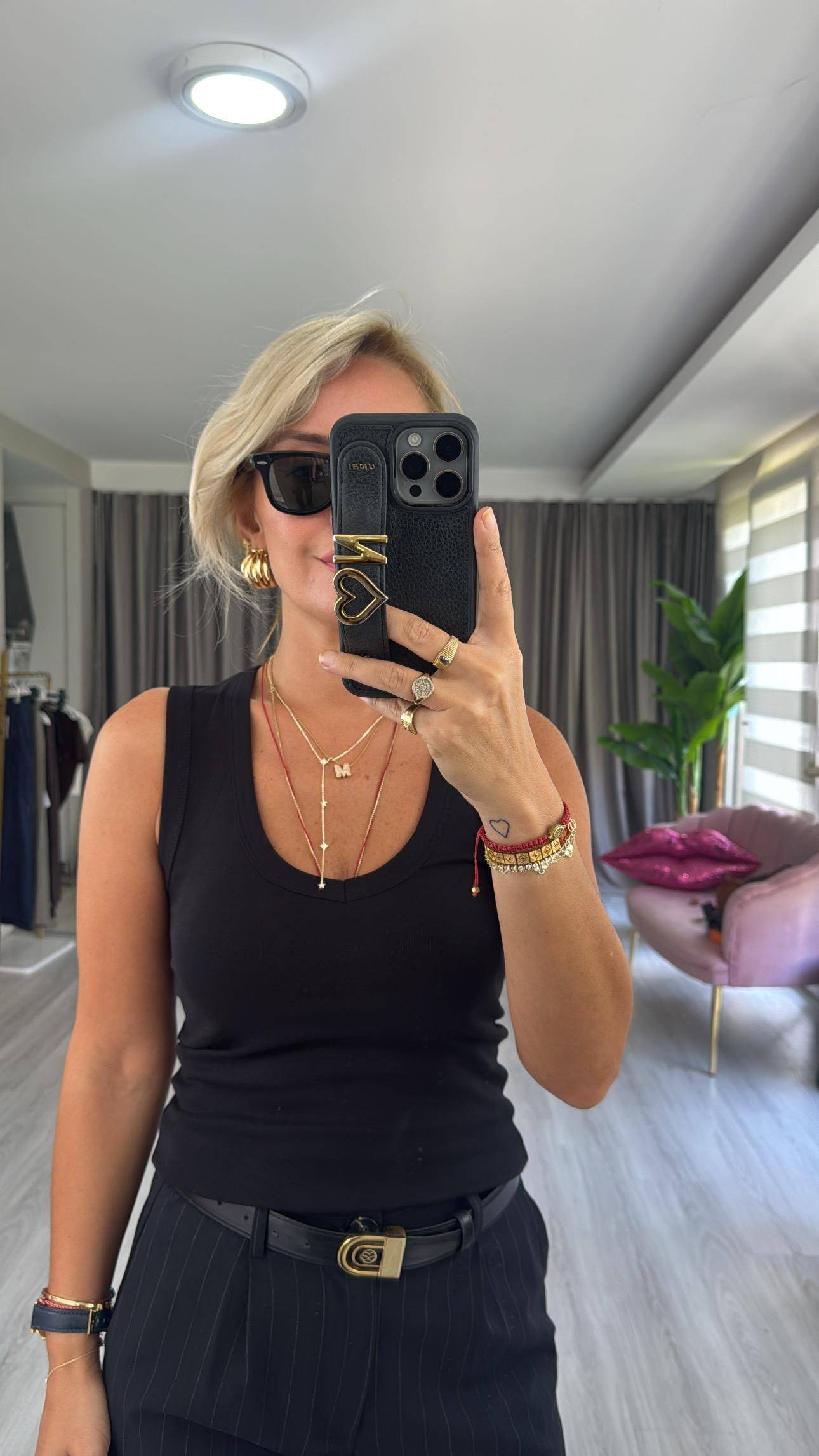 V Yaka Pamuklu Siyah Atlet Bluz