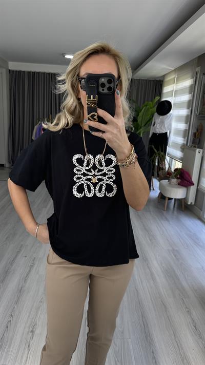 %100 COTTON KABARTMA MARKA LOGOLU SİYAH TİŞÖRT