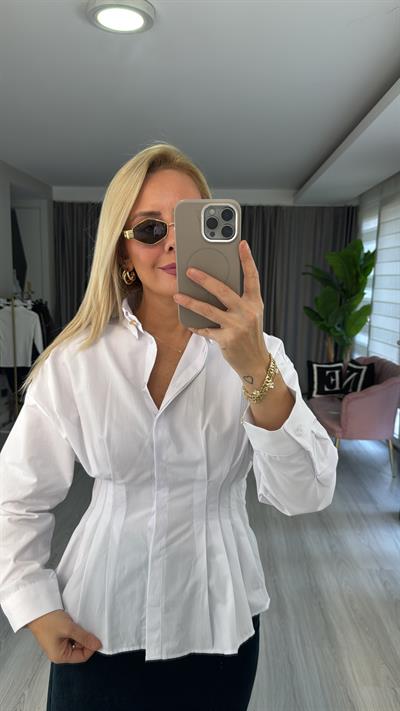 %100 Pamuk Belden Oturmalı Beyaz Tasarım Gömlek