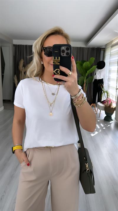 %100 PAMUKLU ARKASI UZUN BEYAZ TİŞÖRT