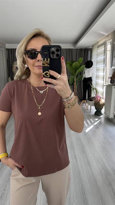 %100 PAMUKLU ARKASI UZUN KAHVE TİŞÖRT