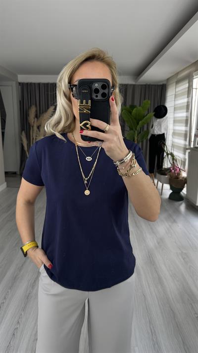 %100 PAMUKLU ARKASI UZUN LACİVERT TİŞÖRT