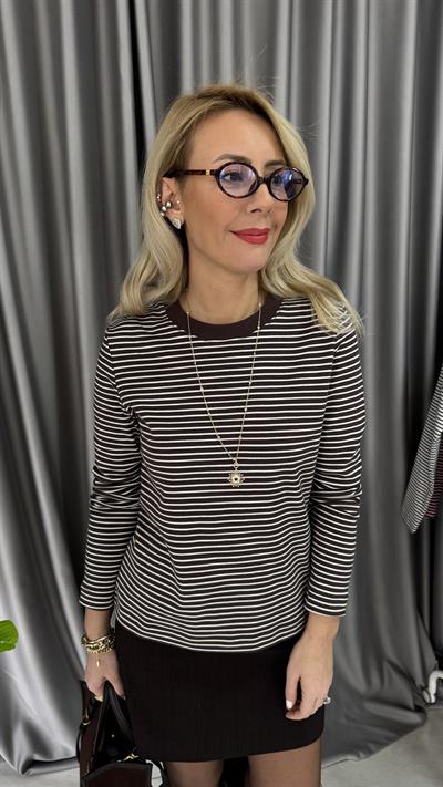 %100 Pamuklu Ekru Çizgili Acı Kahve T-shirt