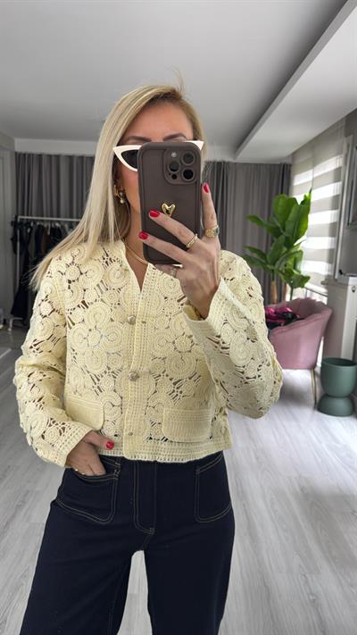 Açık Sarı Dantel Hırka