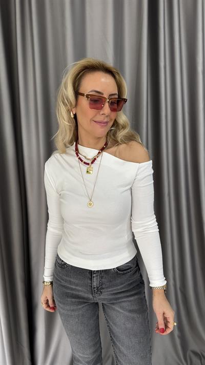 Asimetrik Yaka Drapeli Ekru Bluz